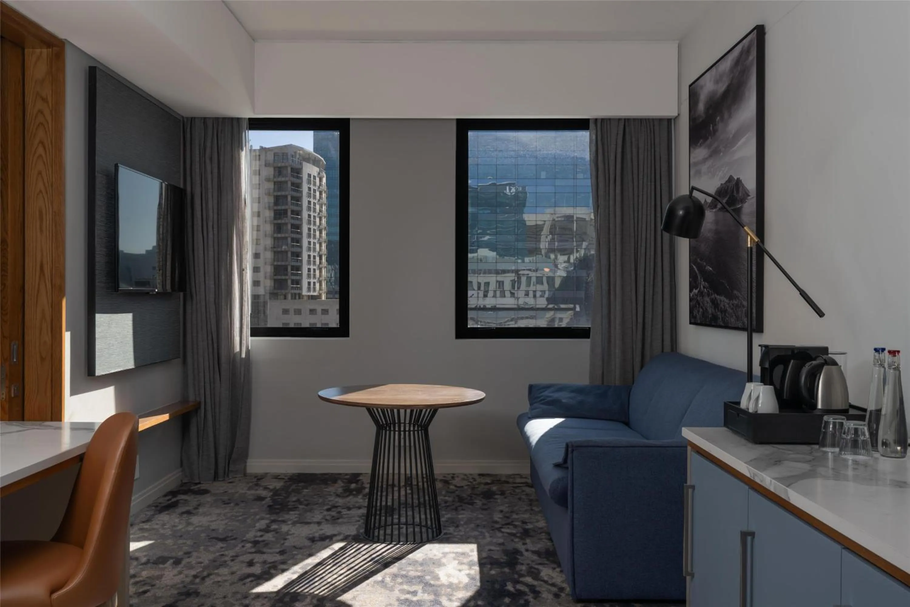 Photo of the whole room in Radisson Hotel Cape Town Foreshore