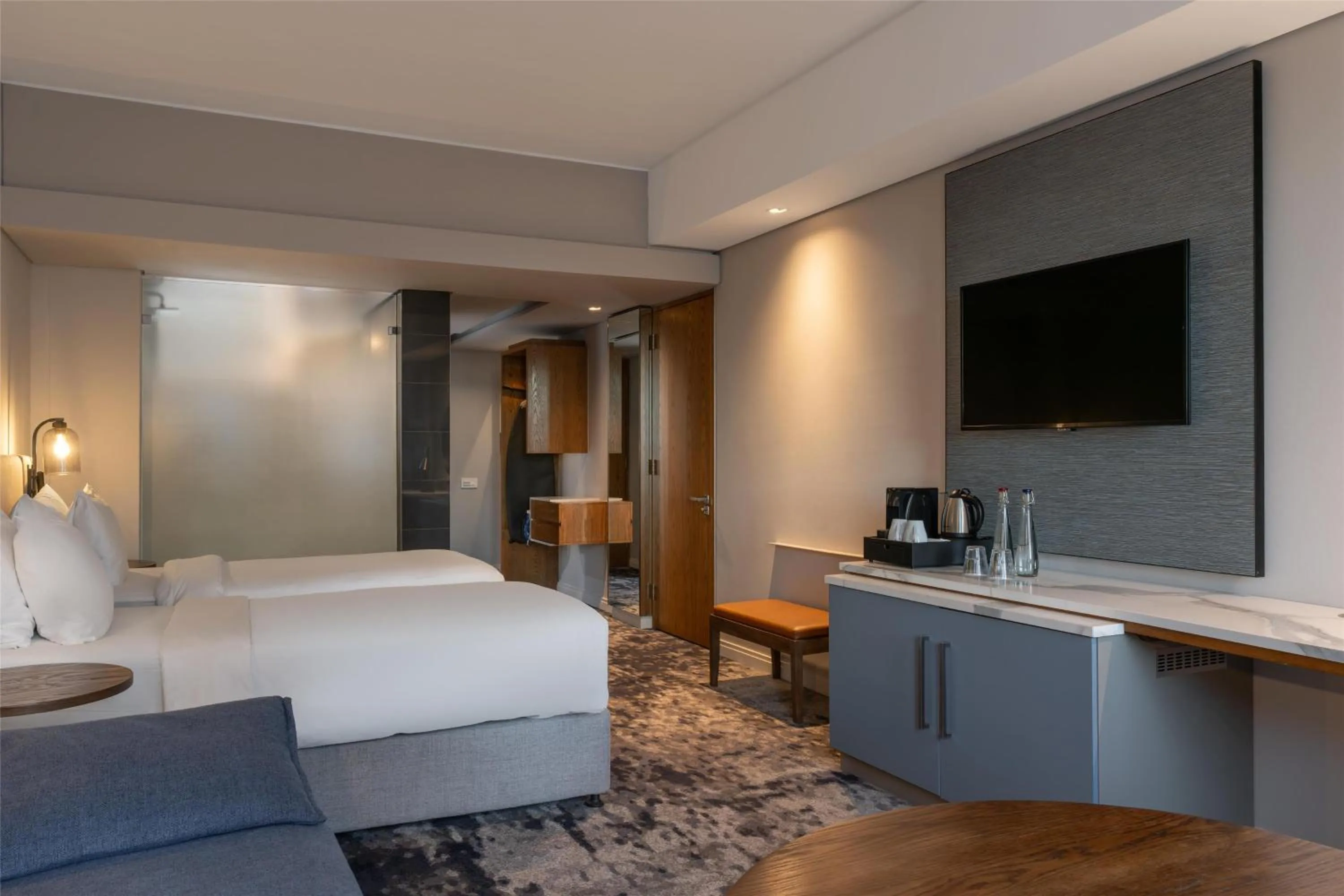 Photo of the whole room, Bed in Radisson Hotel Cape Town Foreshore