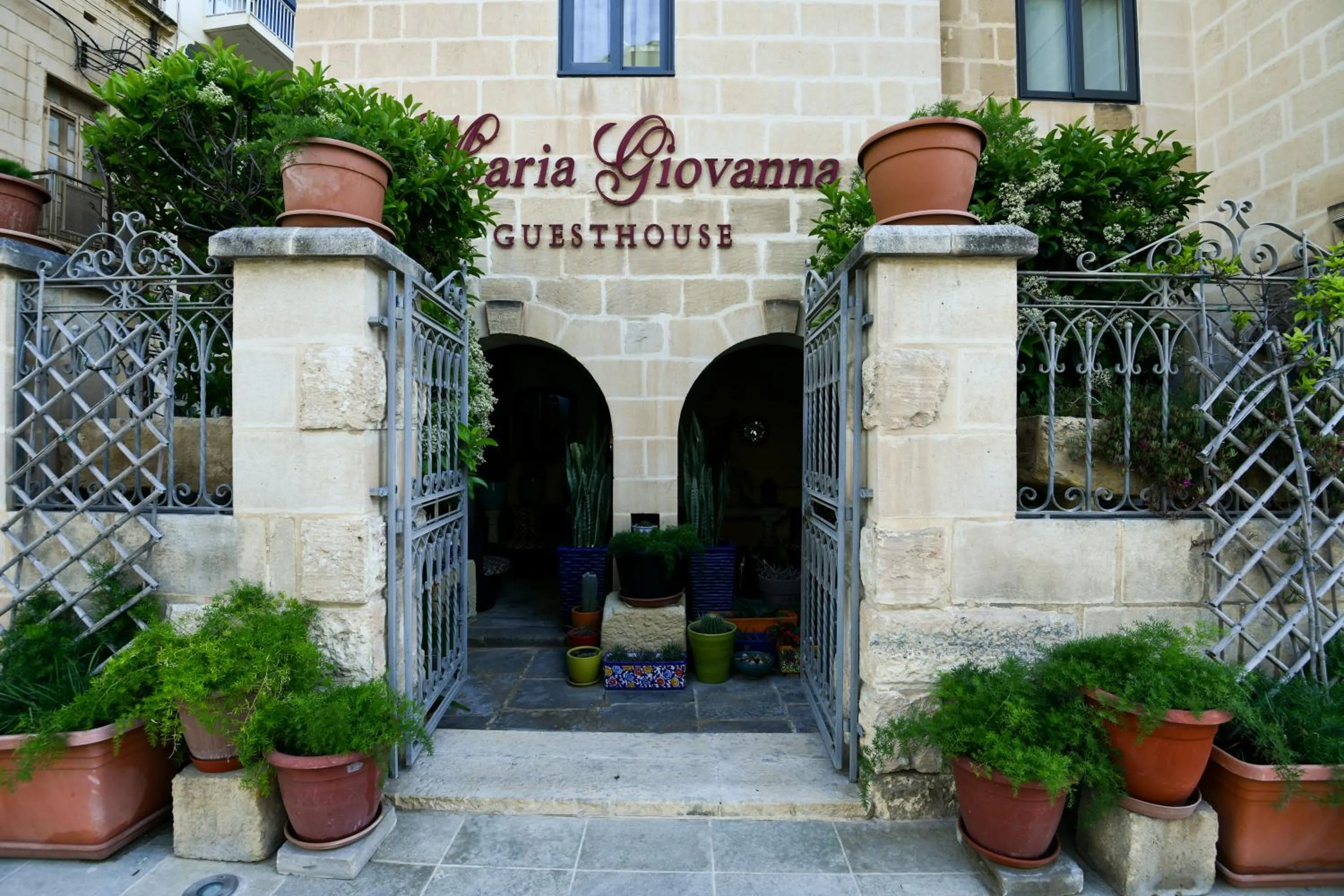 Facade/entrance in Maria Giovanna Guest House