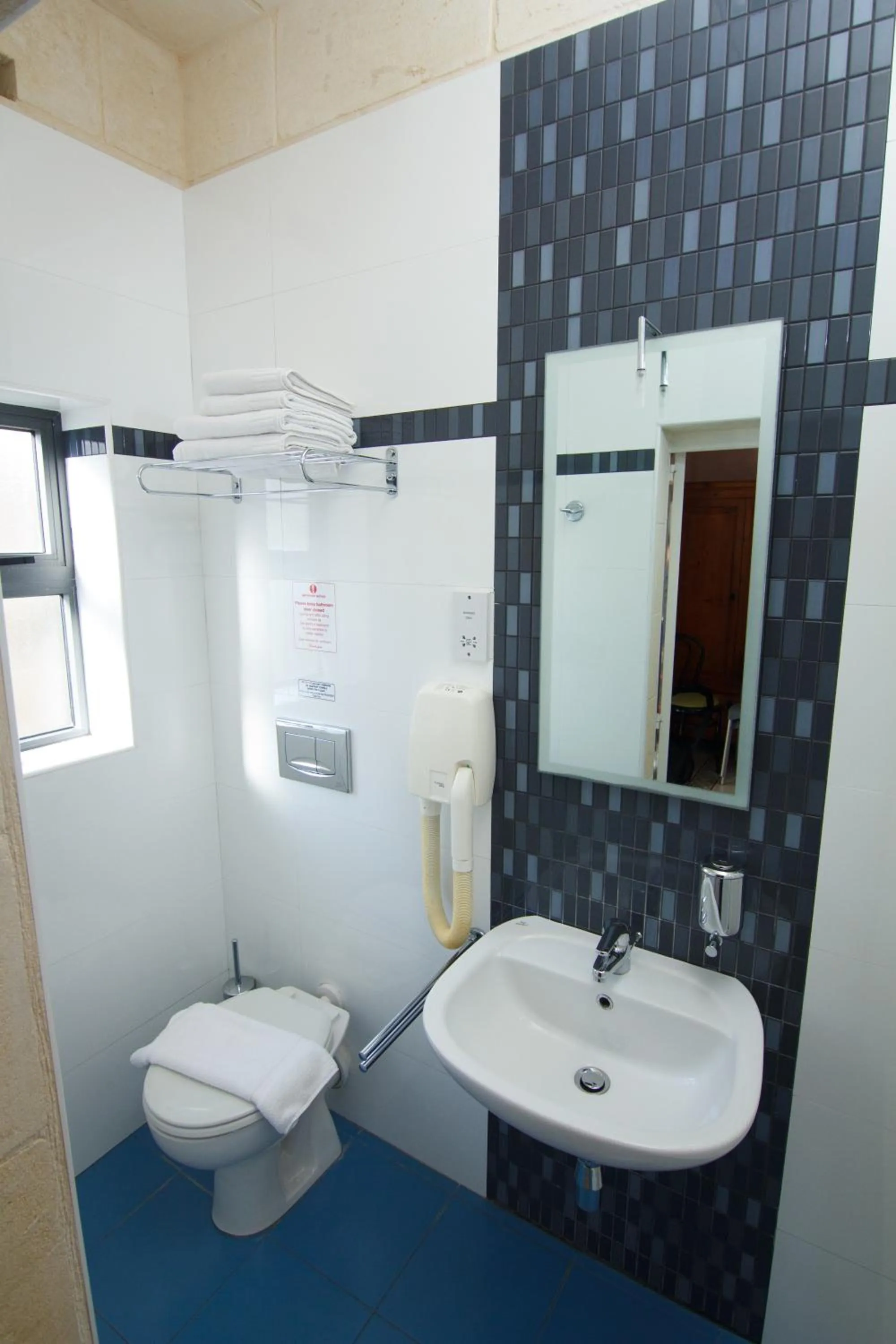 Bathroom in Maria Giovanna Guest House