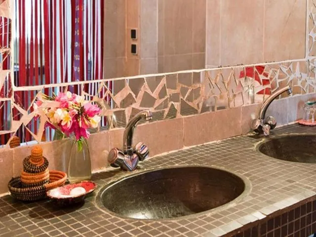 Bathroom in La Maison Abaka