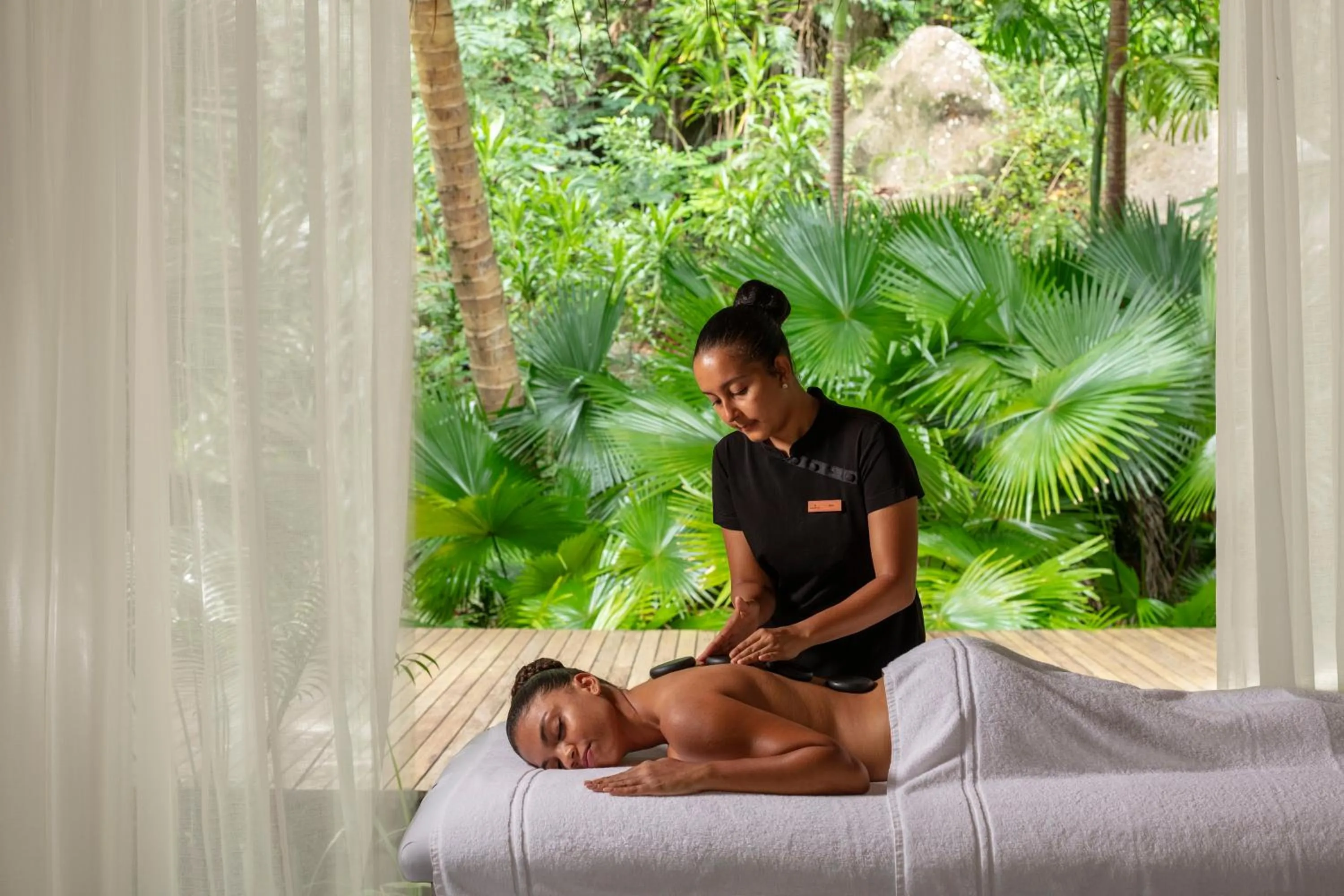 Spa and wellness centre/facilities in Anantara Maia Seychelles Villas