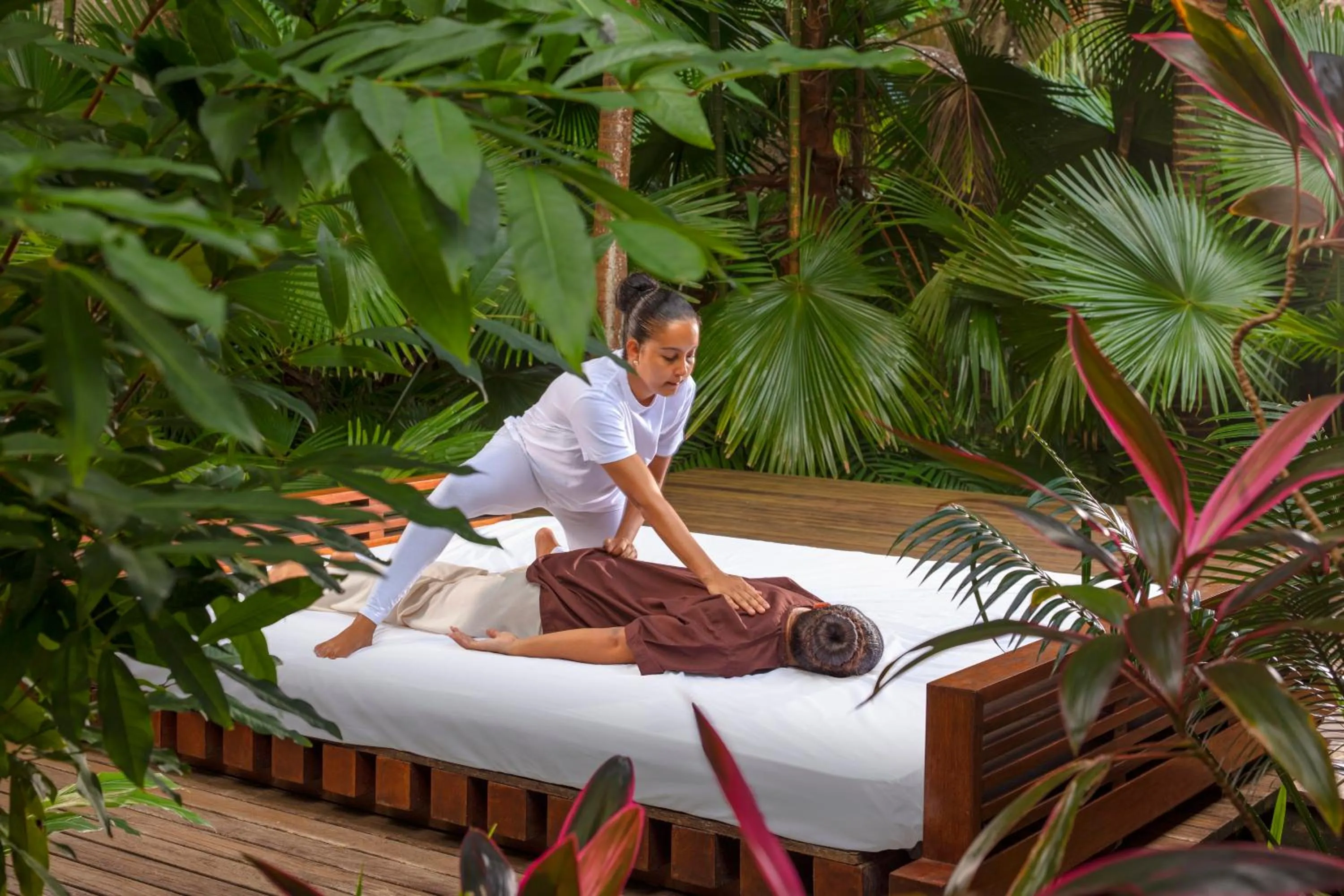 Spa and wellness centre/facilities in Anantara Maia Seychelles Villas
