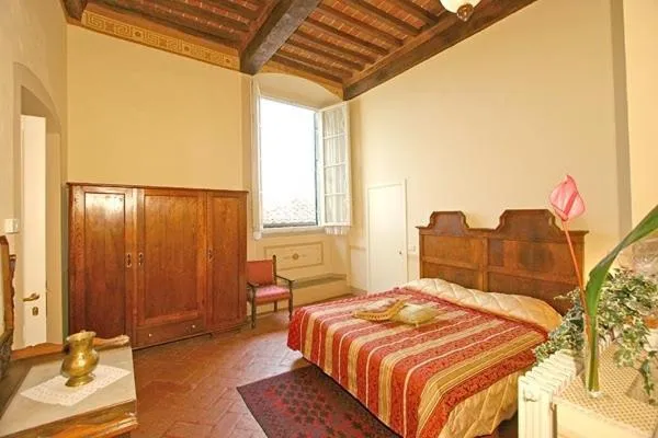 Photo of the whole room, Bed in Dolce Maria