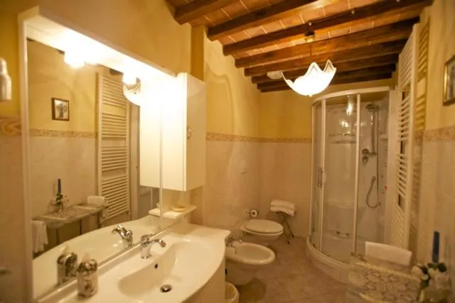 Bathroom in Dolce Maria