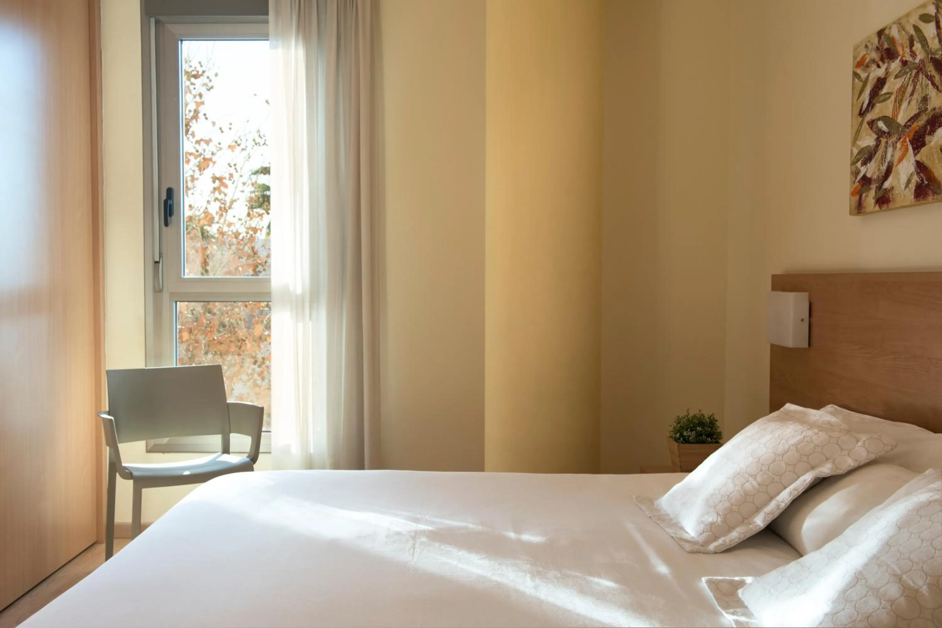 Bedroom, Bed in Apartamentos Aura Park Fira BCN