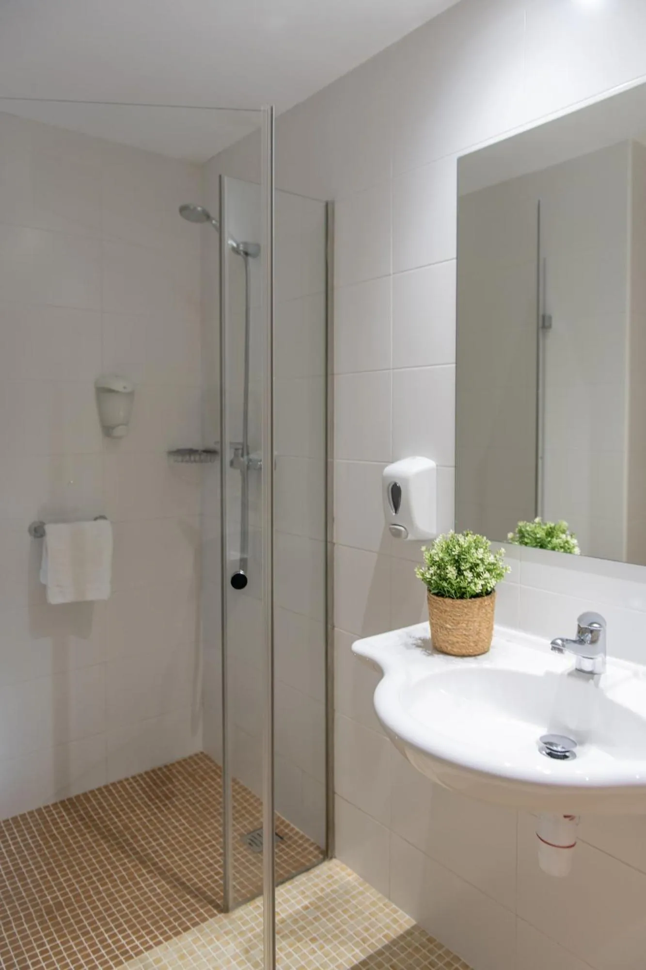 Bathroom in Apartamentos Aura Park Fira BCN