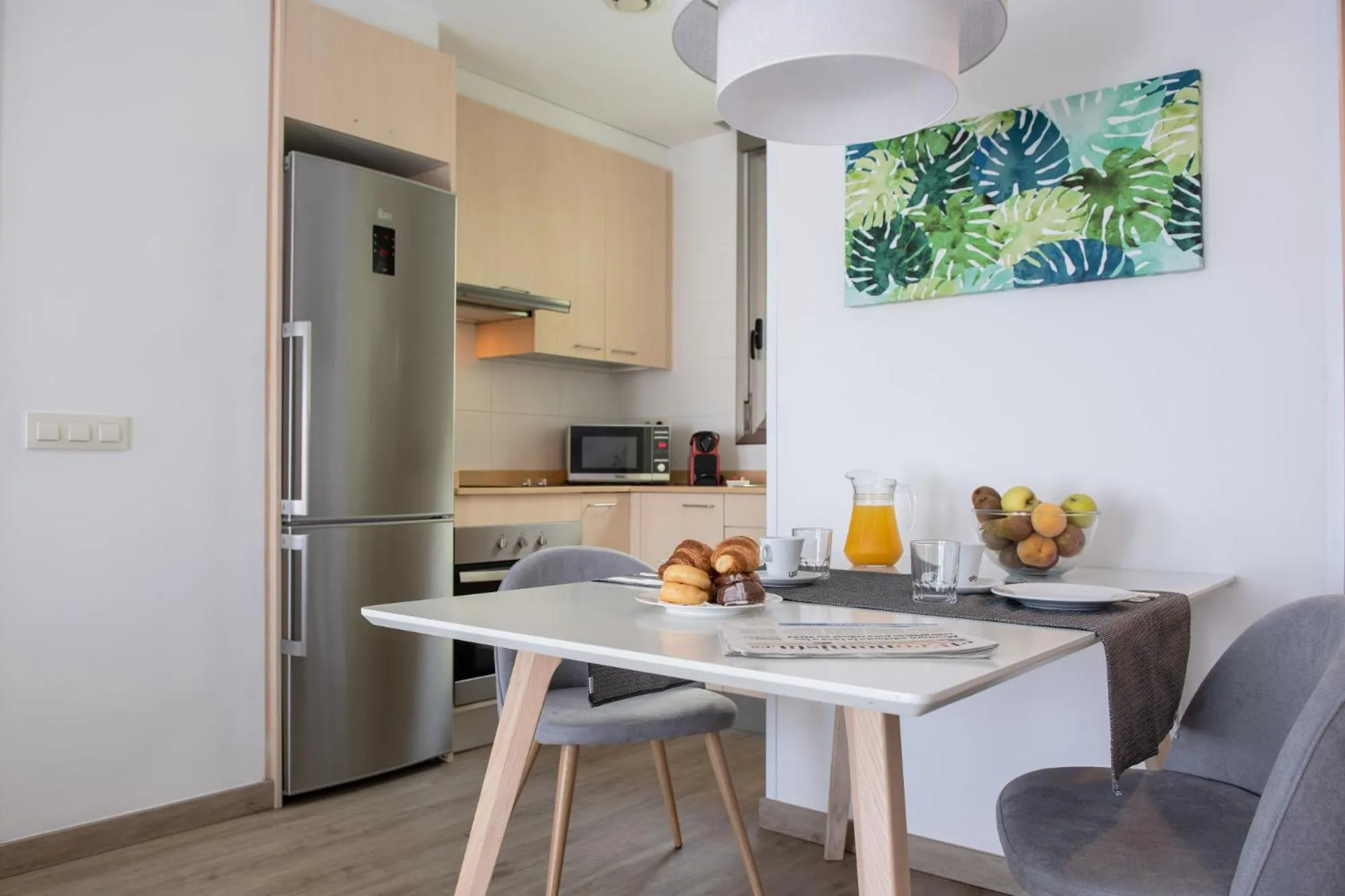 Kitchen or kitchenette in Apartamentos Aura Park Fira BCN
