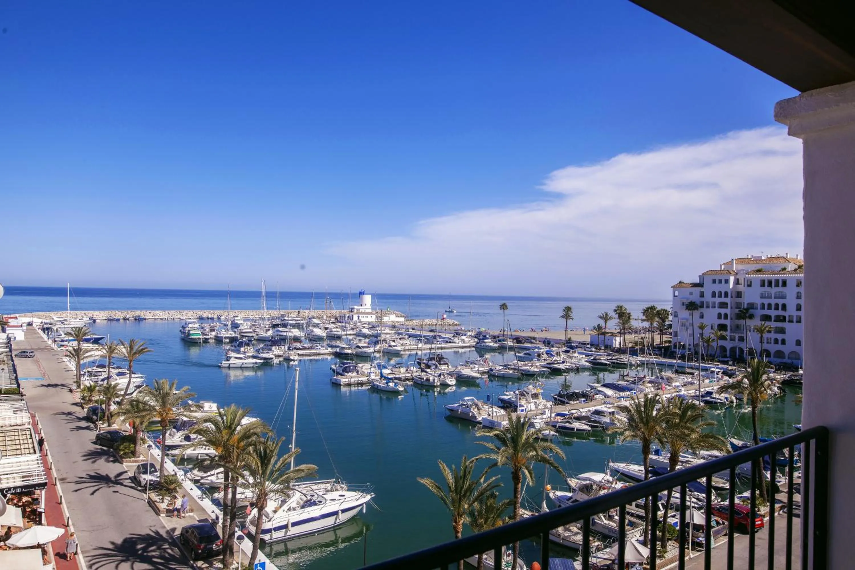 Duquesa Seaview marina