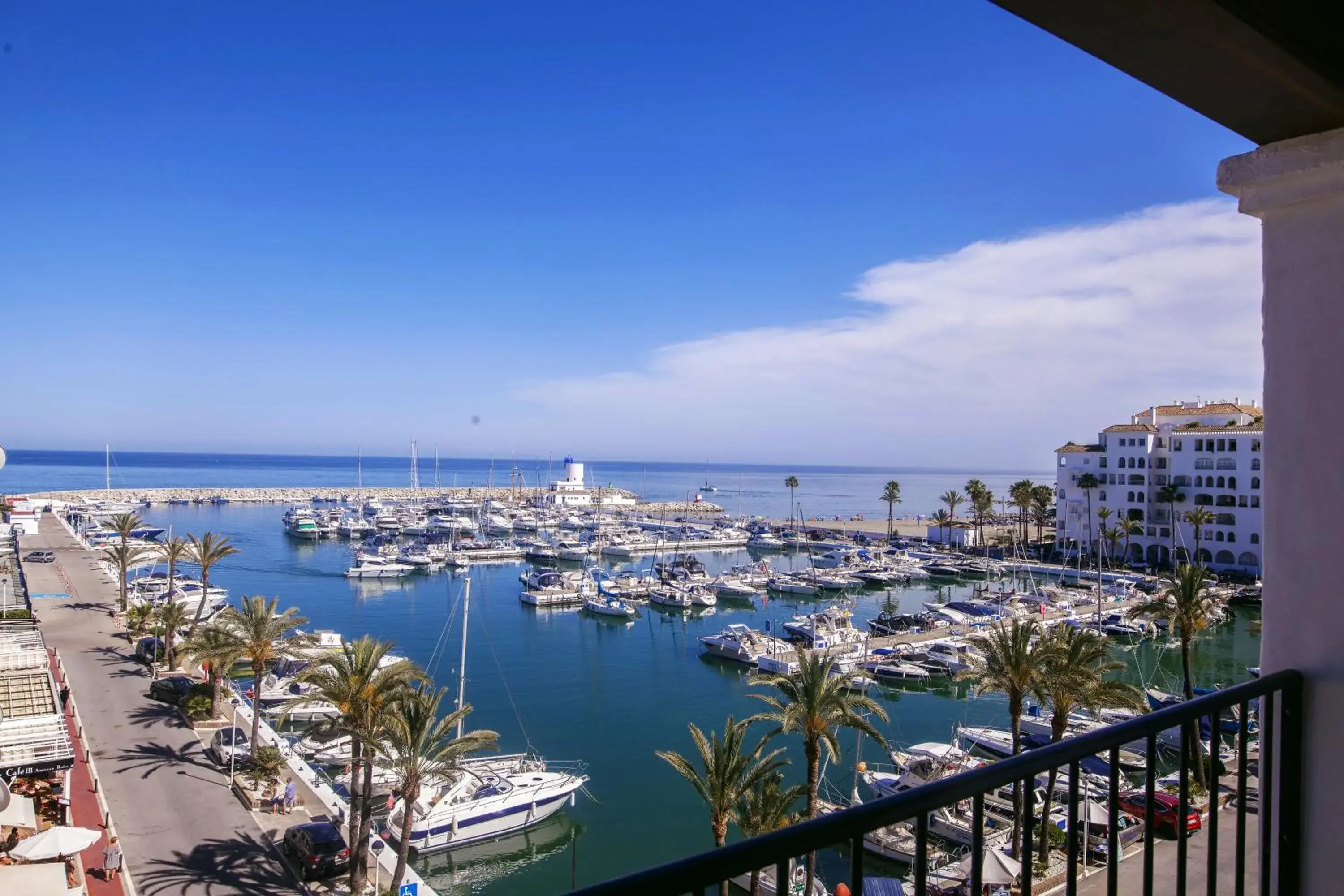 Duquesa Seaview marina Duquesa Seaview marina