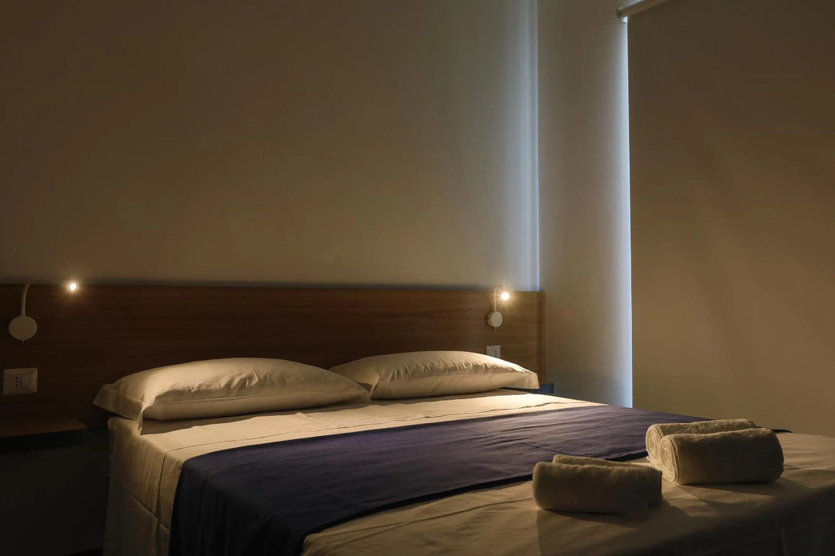 Bed in Senia_rooms_design