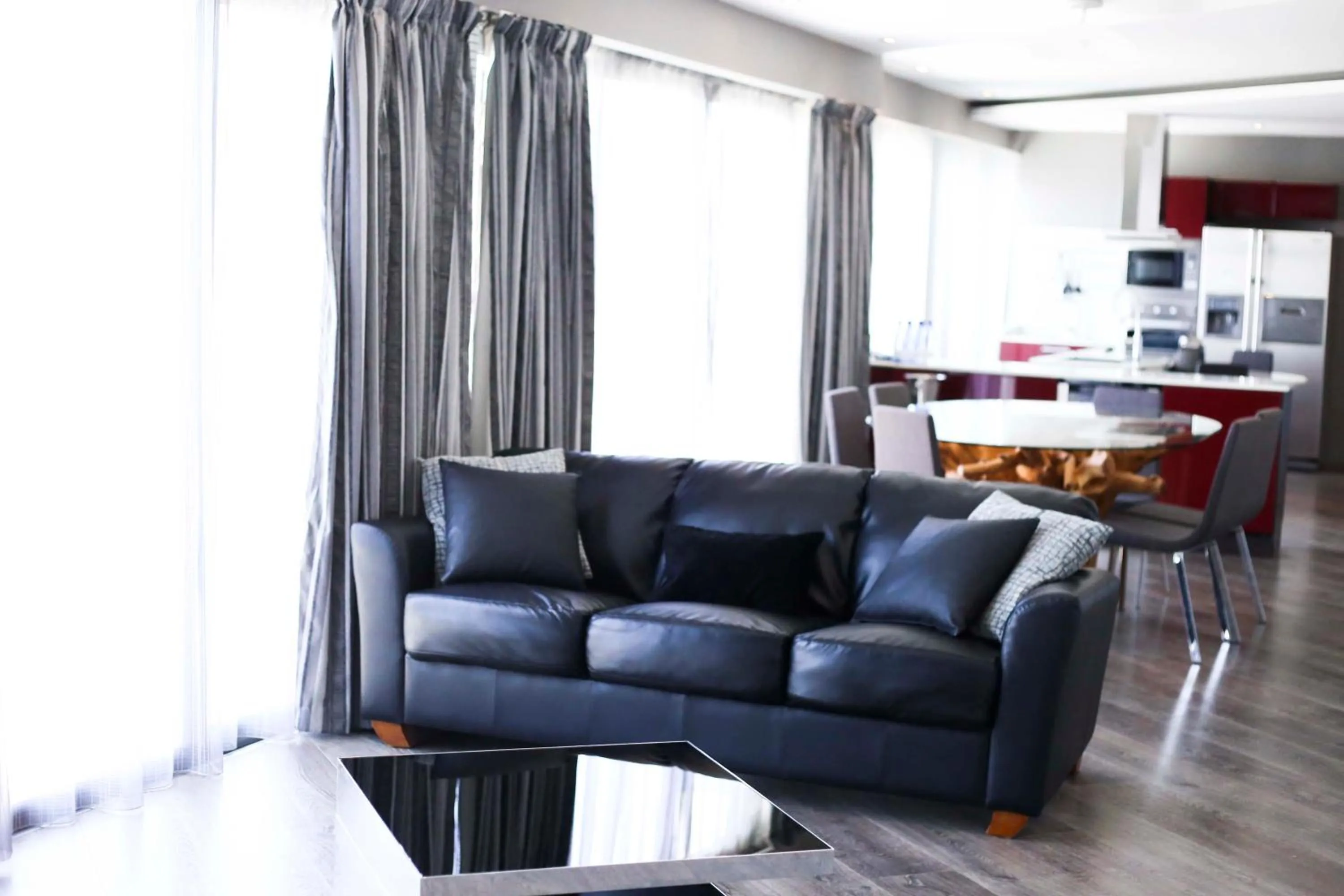 Living room, Seating Area in Pebbles Boutique Aparthotel