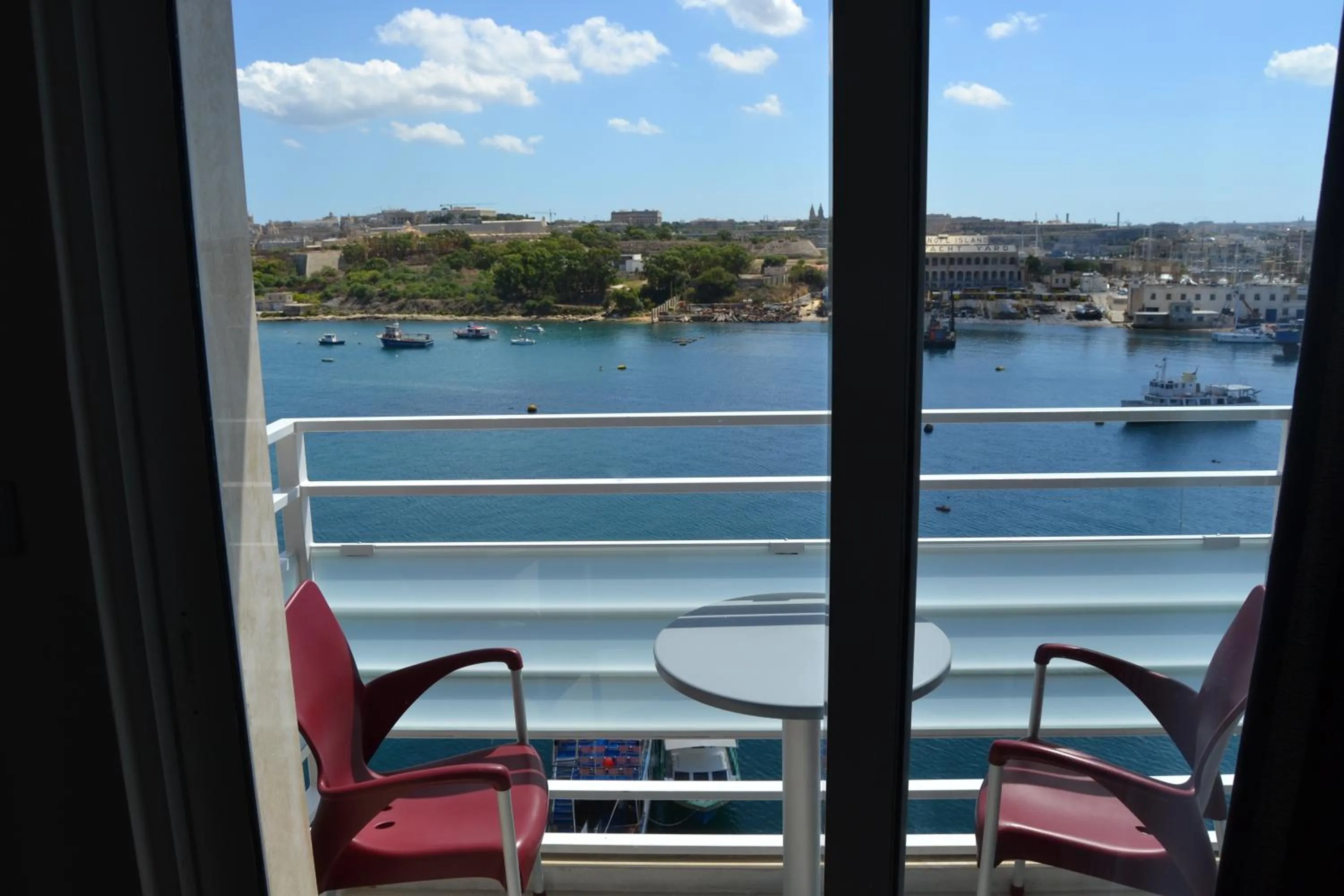 Balcony/Terrace in Pebbles Boutique Aparthotel