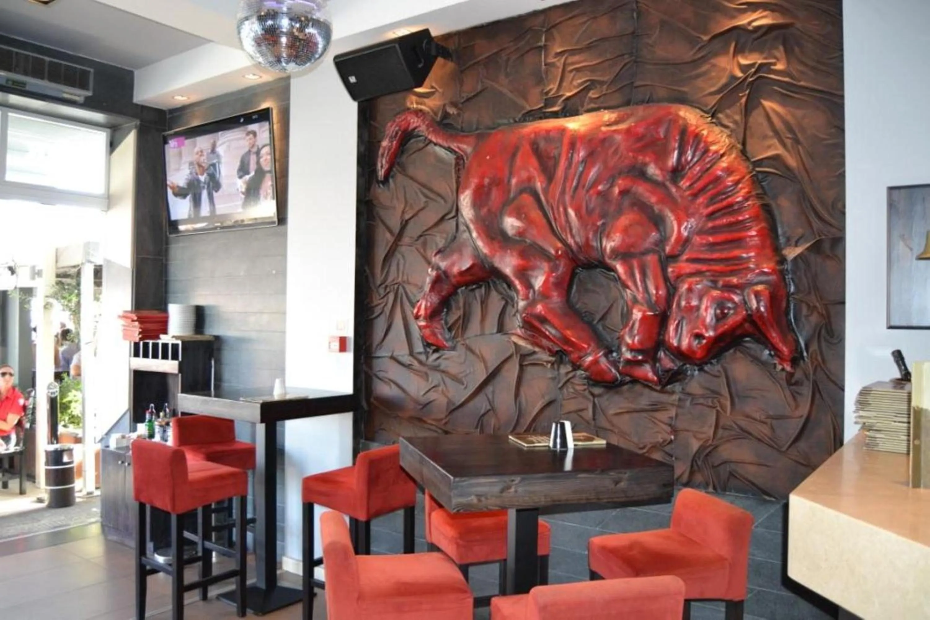 Restaurant/Places to Eat in Pebbles Boutique Aparthotel