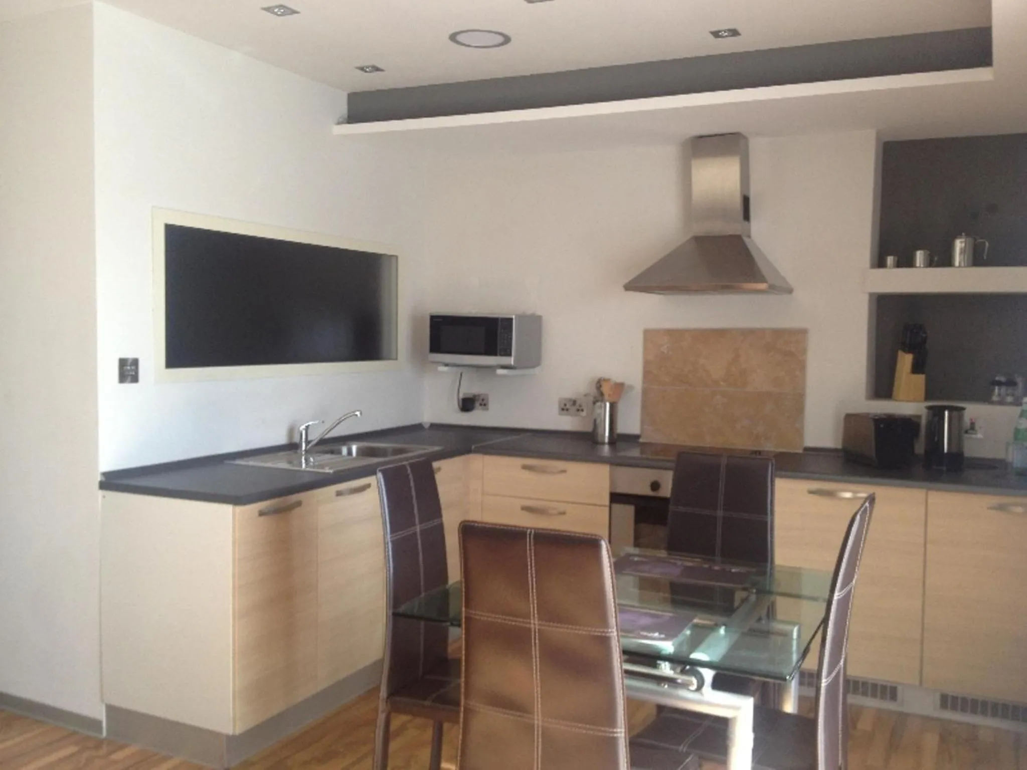 Kitchen or kitchenette, Kitchen/Kitchenette in Pebbles Boutique Aparthotel