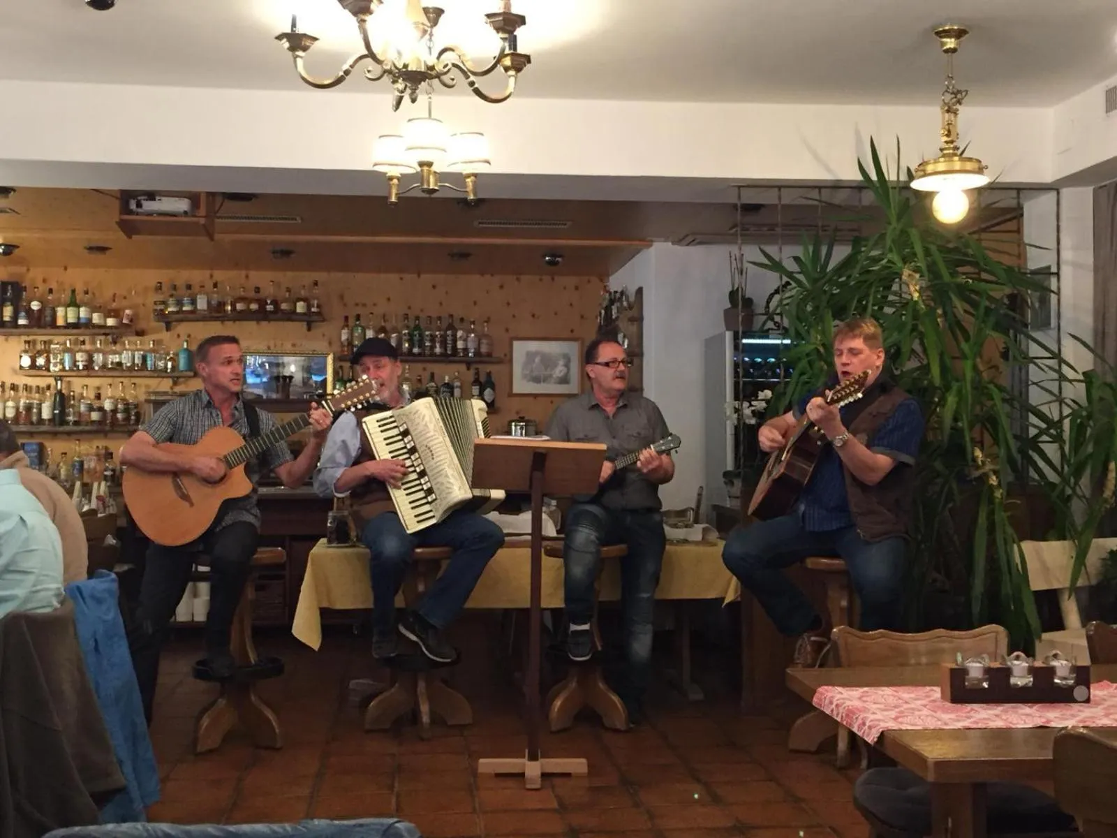 Restaurant/places to eat in Hotel Walser