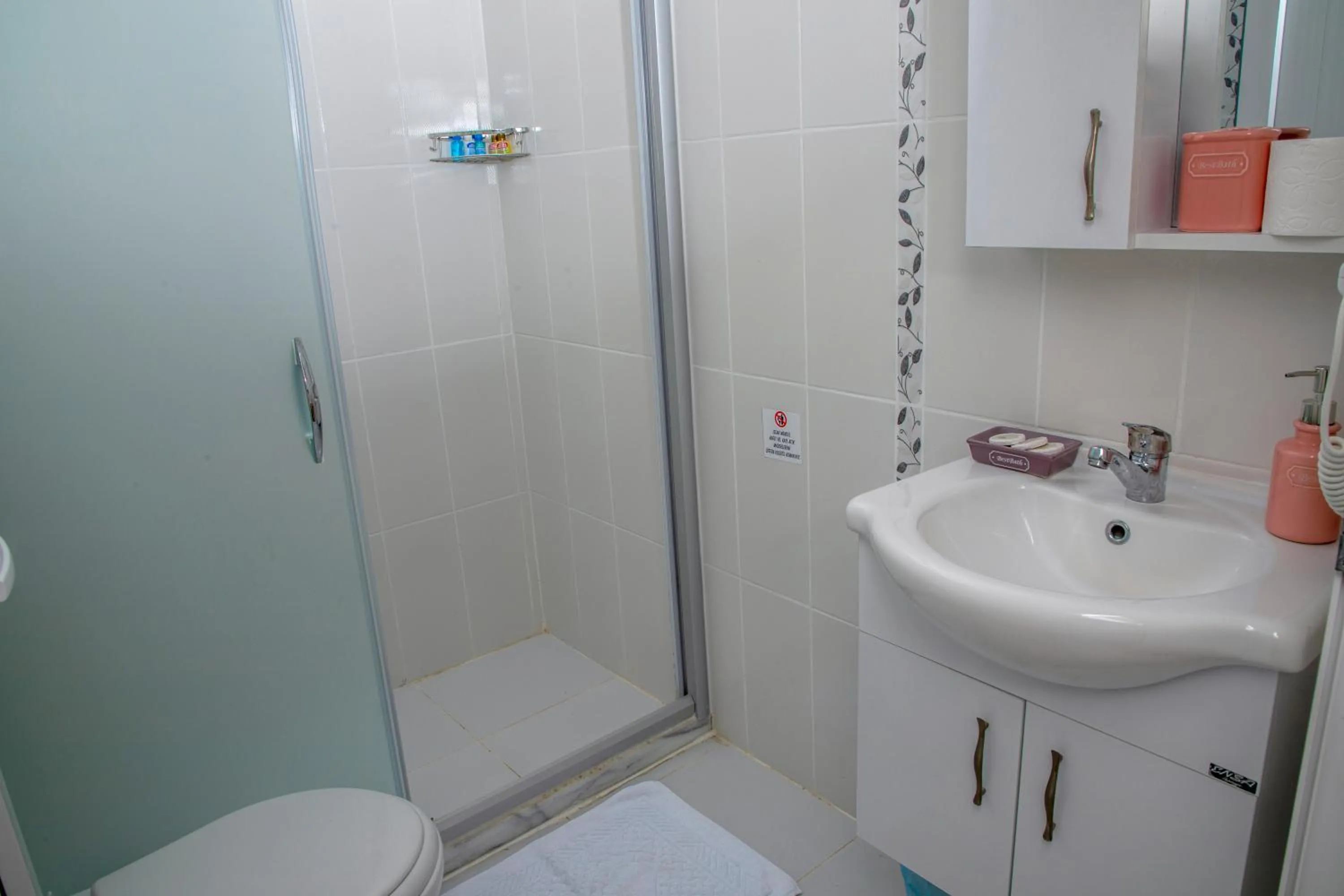 Shower in Goknar Knidos Adults Only Eco Retreat and Farm