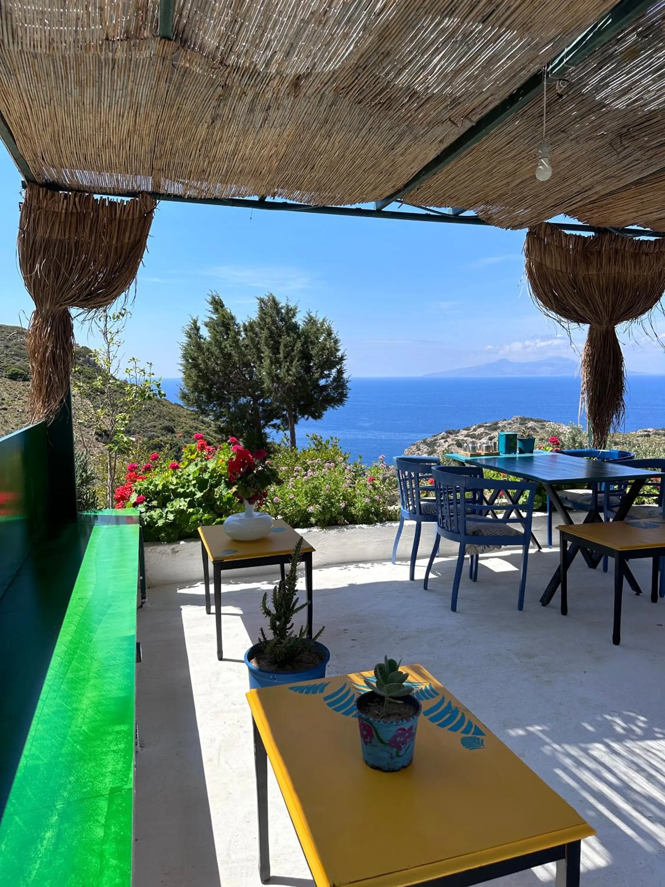 Restaurant/places to eat in Goknar Knidos Adults Only Eco Retreat and Farm