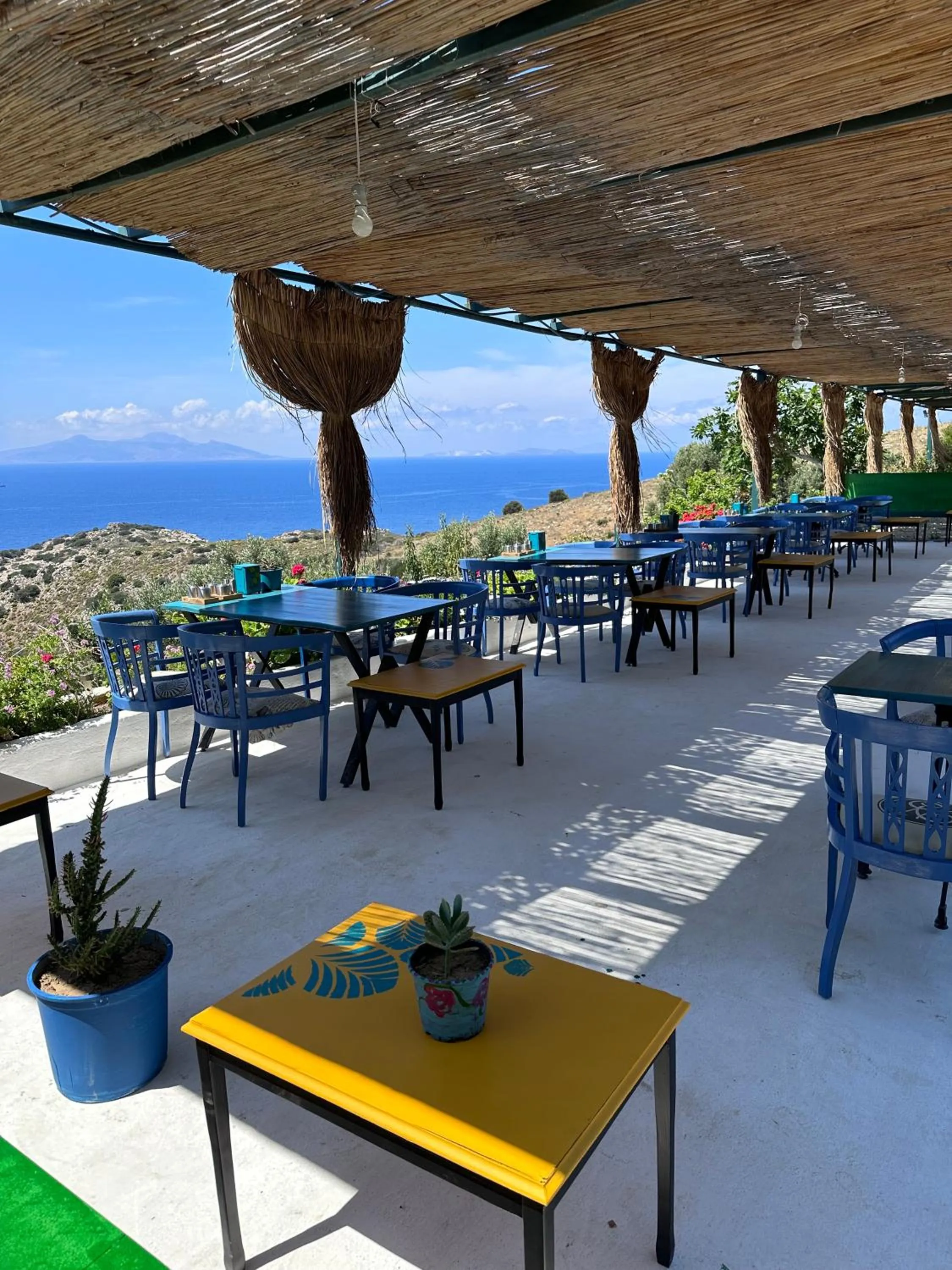Restaurant/places to eat in Goknar Knidos Adults Only Eco Retreat and Farm