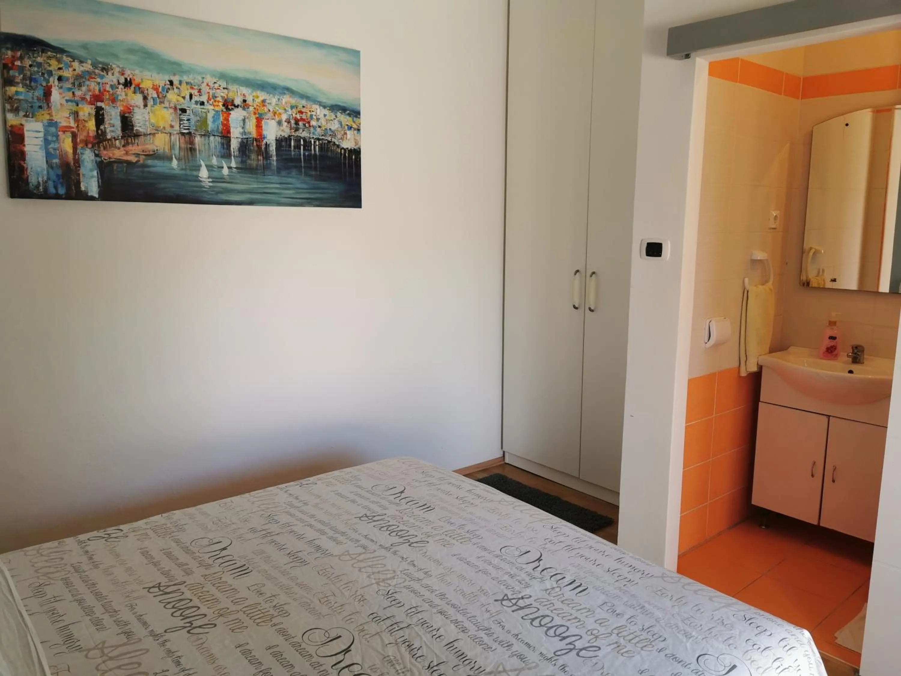 Bed in Apartments Mira