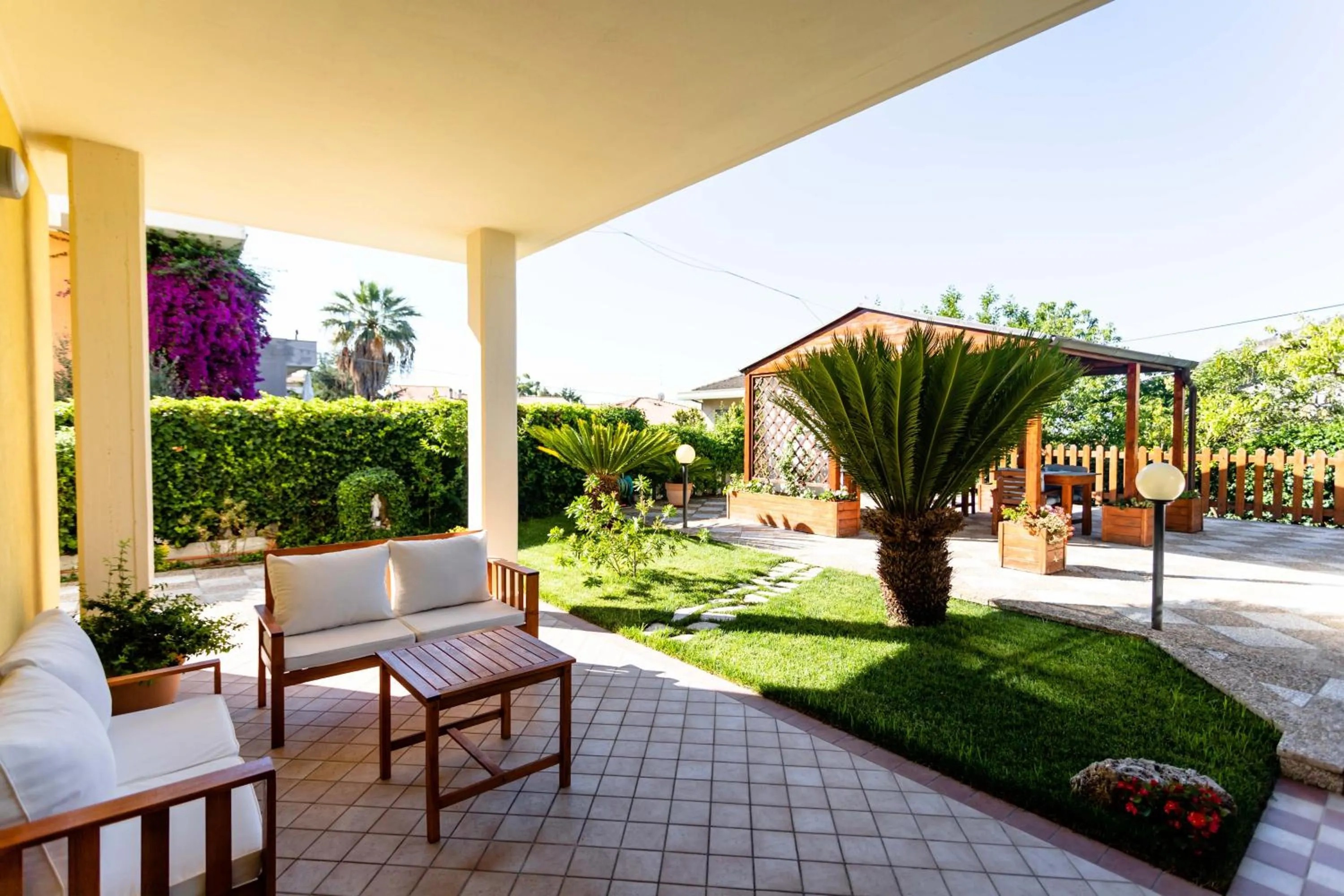 Garden in B&B La villetta gialla