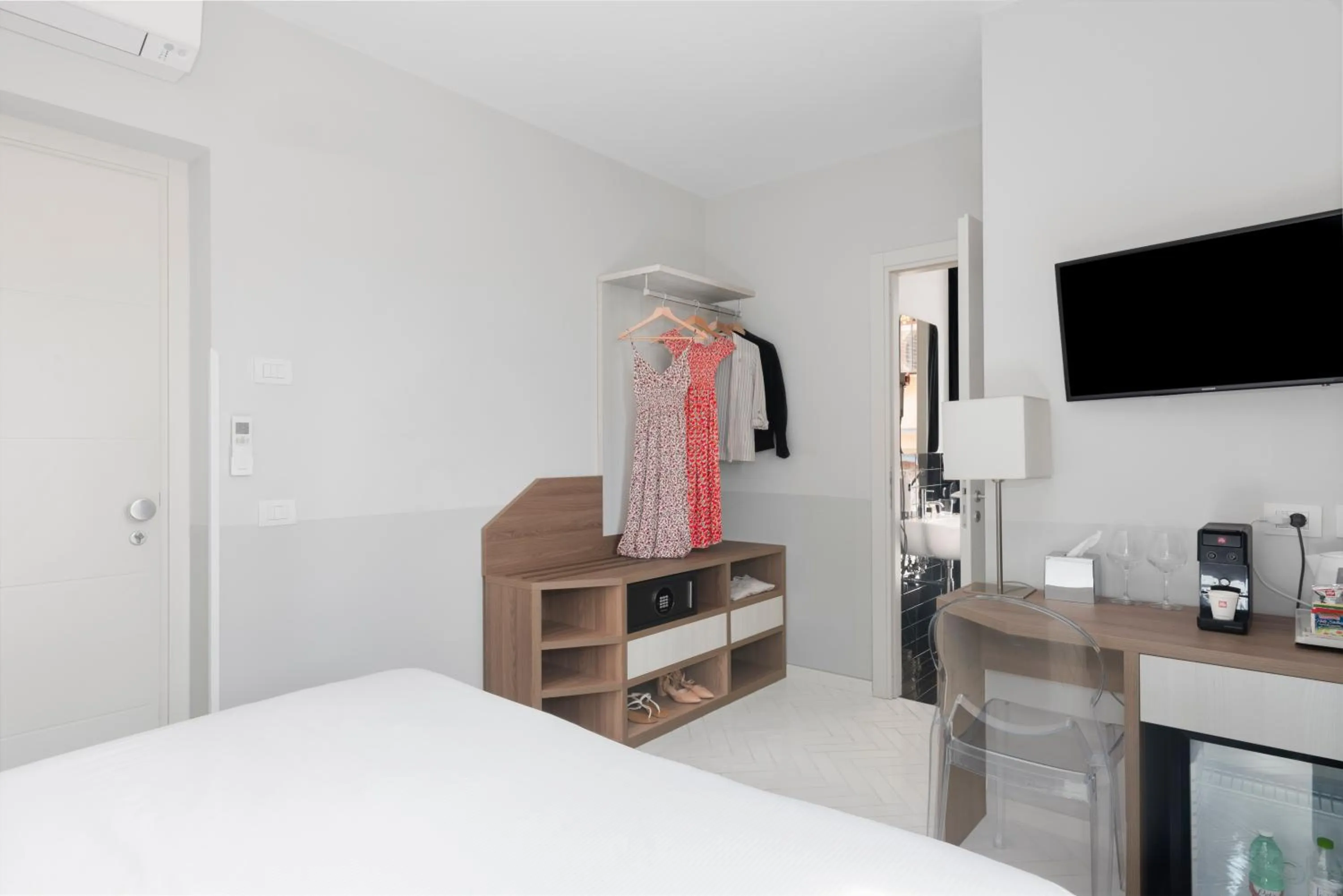 Bedroom, Bed in Palazzo Tasso