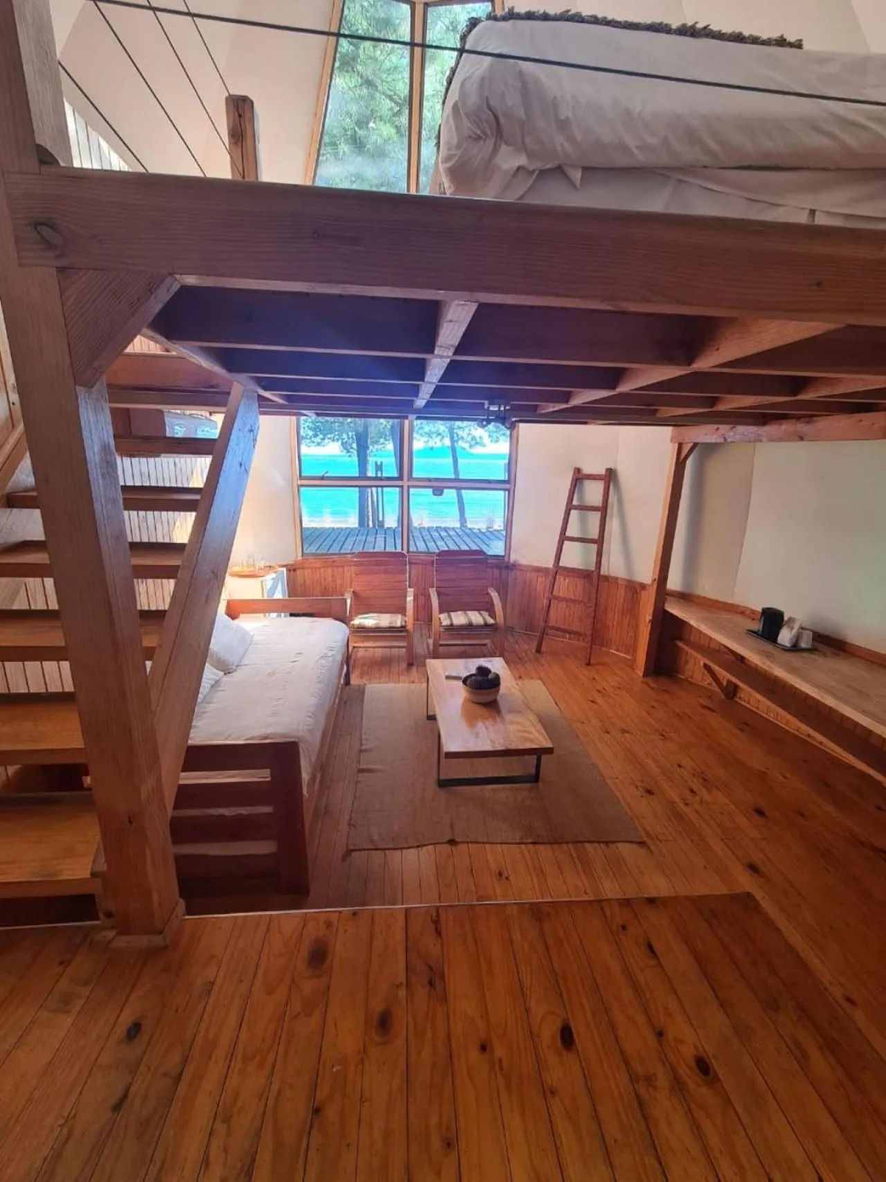 Decorative detail, Bed in Magma Lodge, Pucon