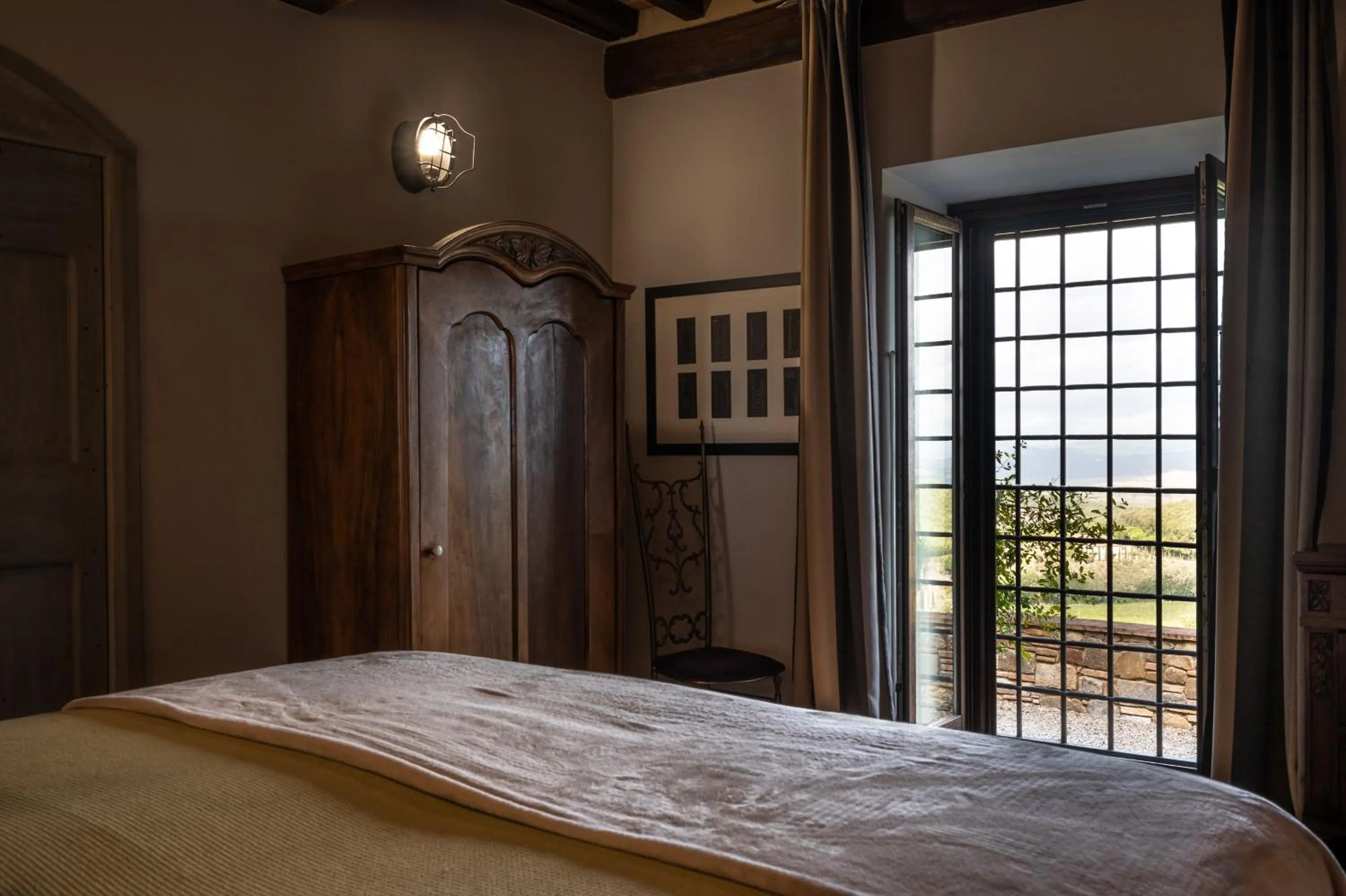 Bedroom, Bed in il burellino