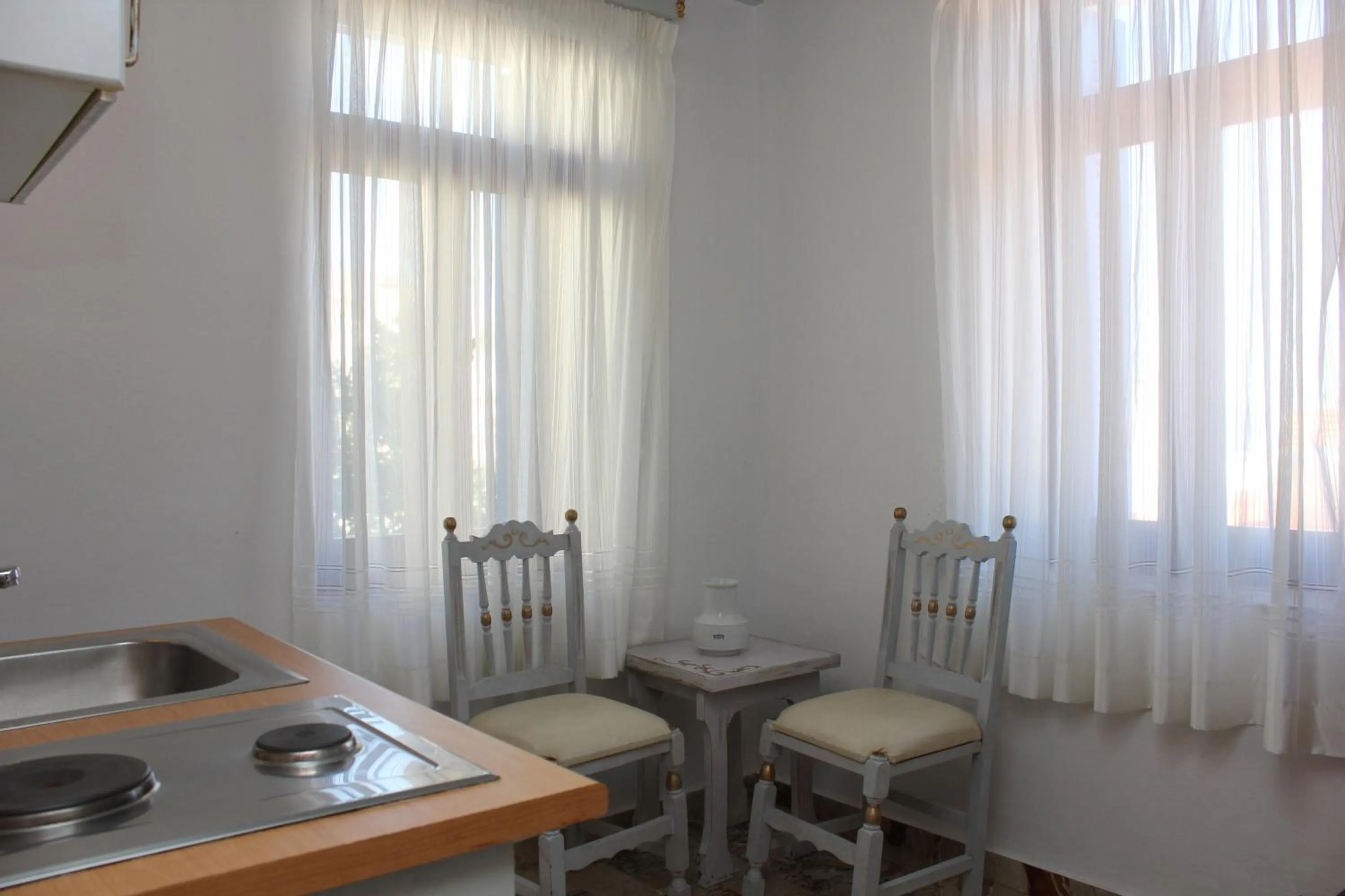 Kitchen or kitchenette in Dorian Hotel