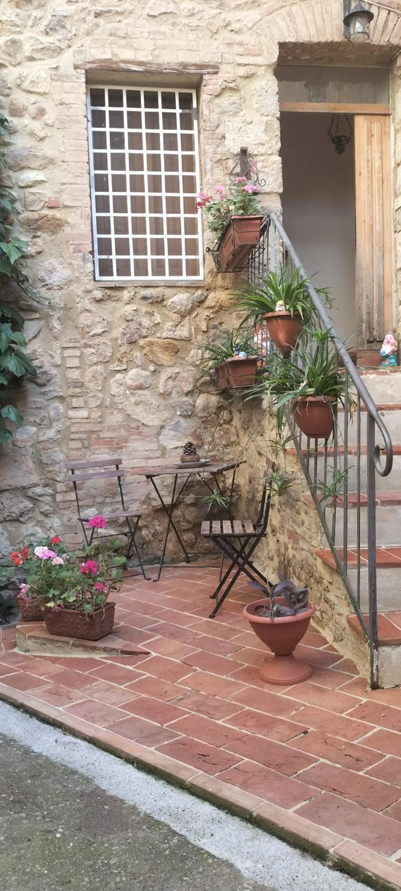 Inner courtyard view in Antico Borgo di Torri