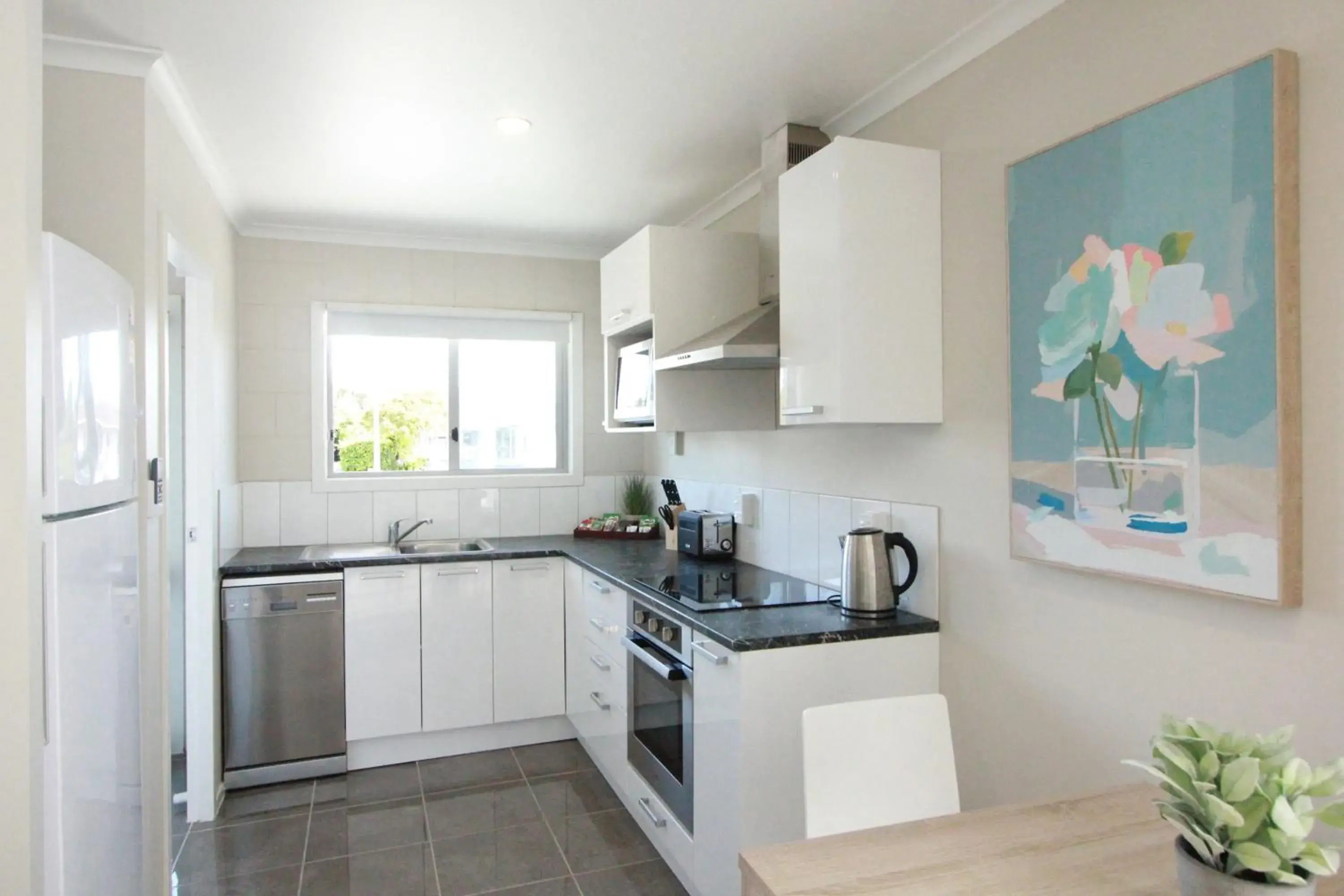 Two-Bedroom Apartment in Rose Apartments Unit 1 Central Rotorua-Accommodation&Spa Two-Bedroom Apartment in Rose Apartments Unit 1 Central Rotorua-Accommodation&Spa