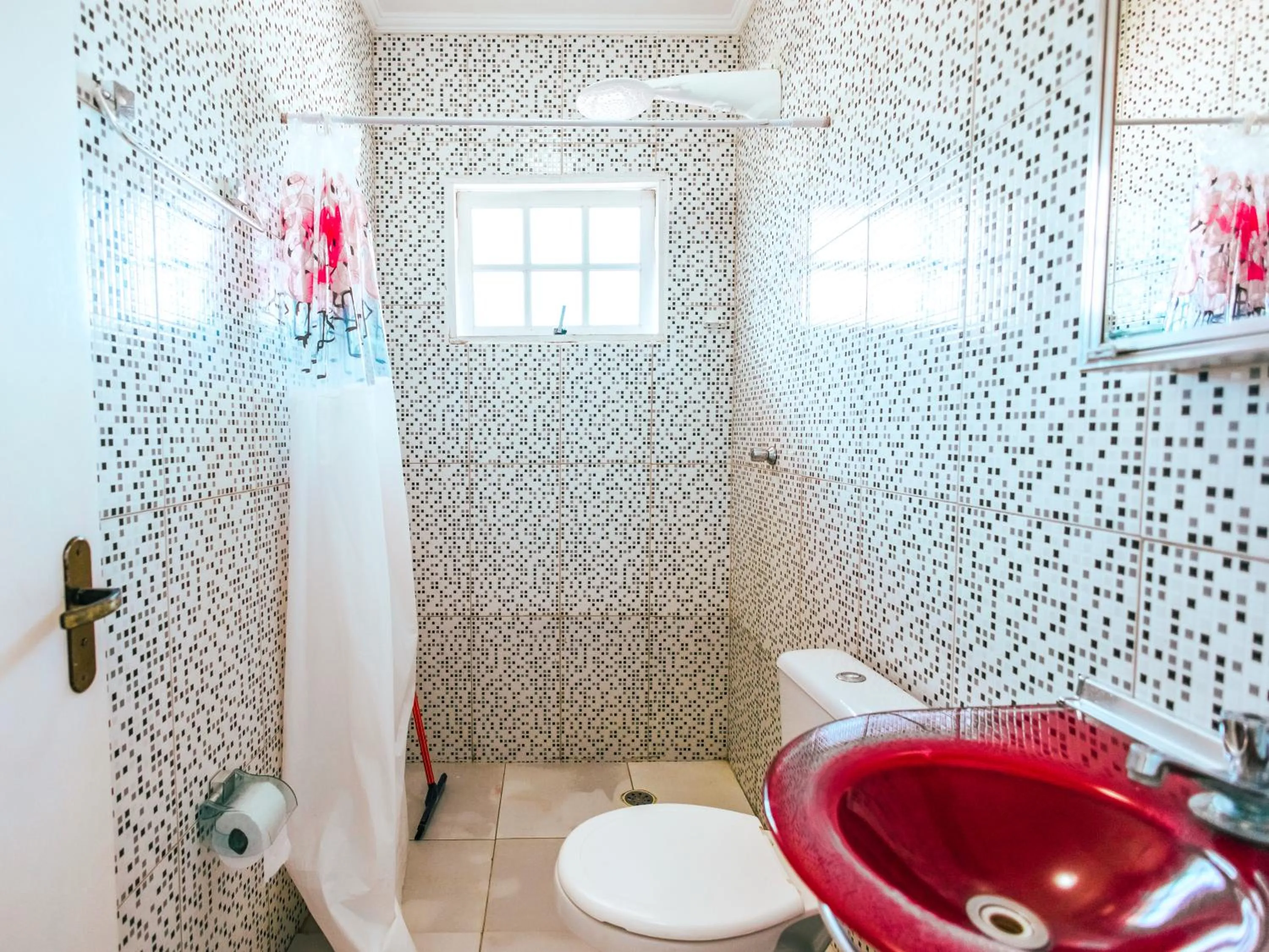 Shower in Pousada Sol Nascente