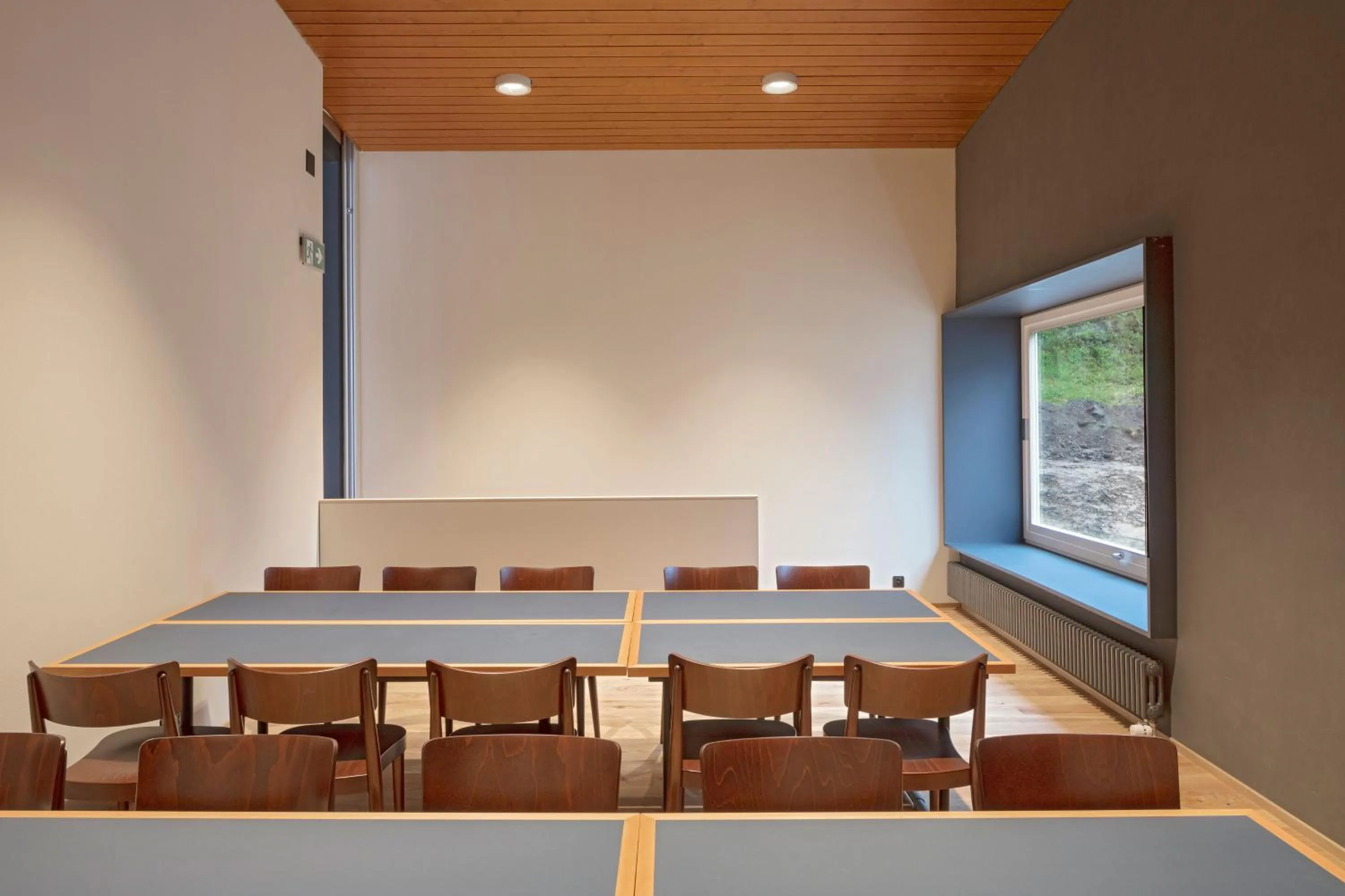 Meeting/conference room in Bern Youth Hostel