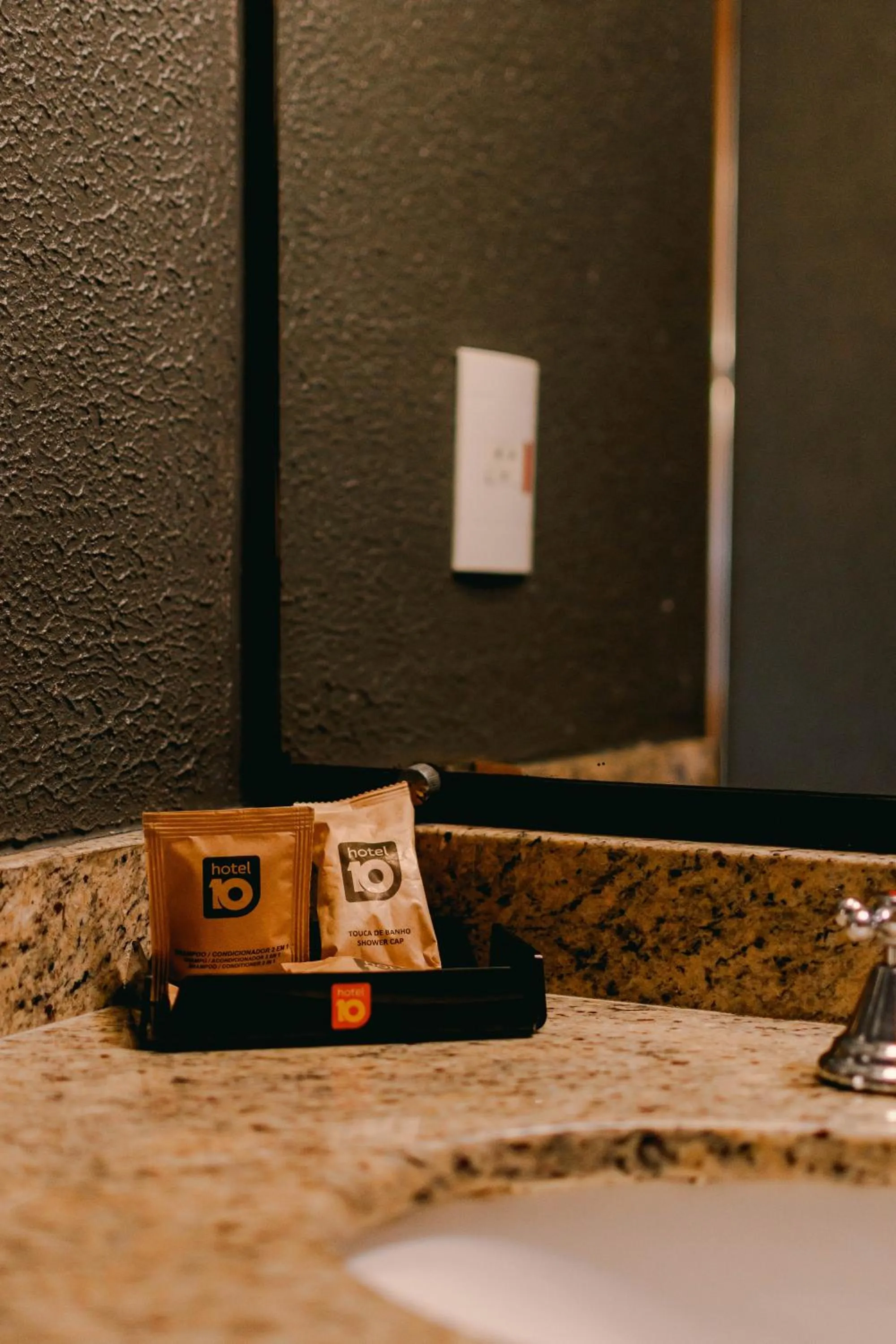 Bathroom in Hotel 10 Curitiba