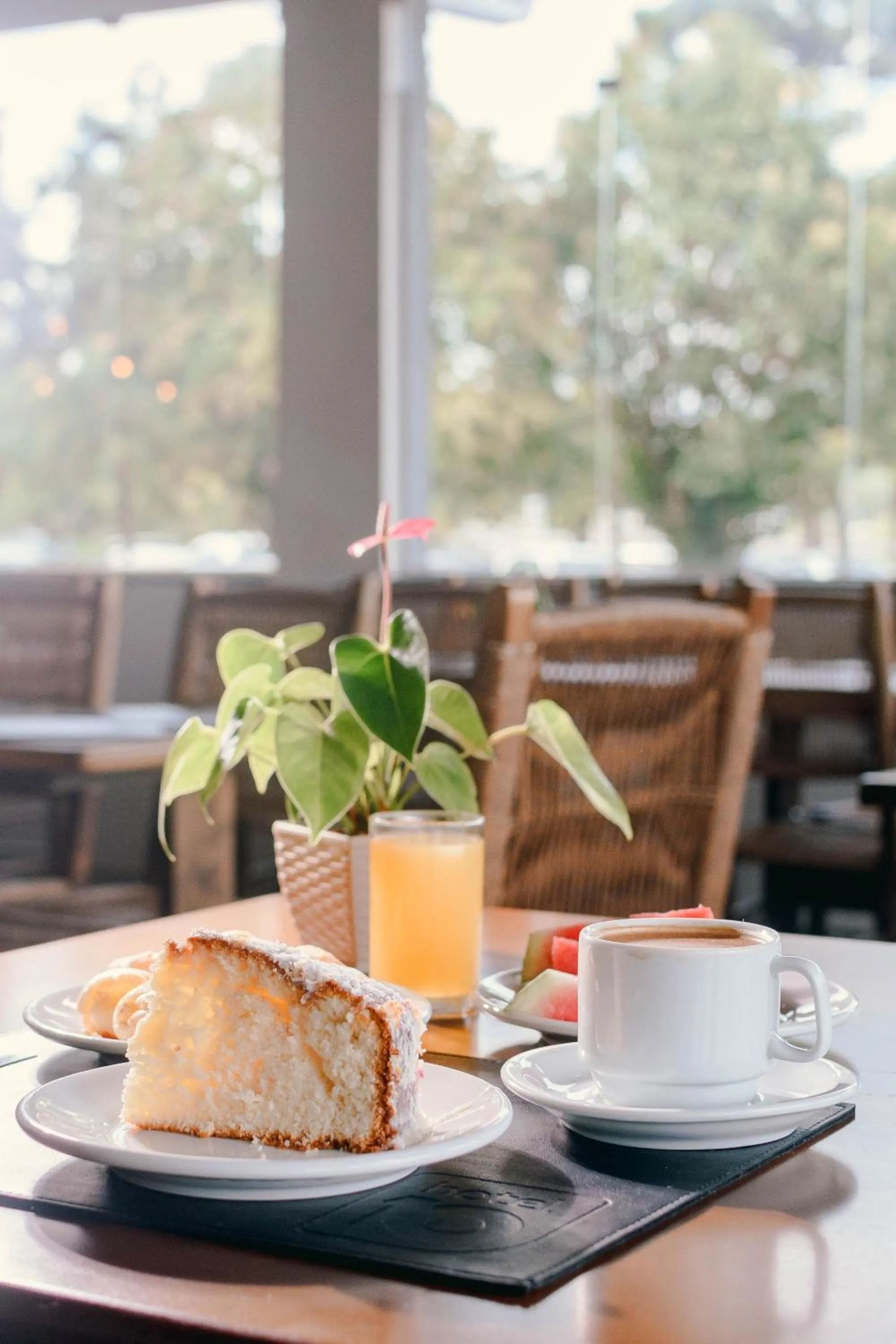 Breakfast in Hotel 10 Curitiba