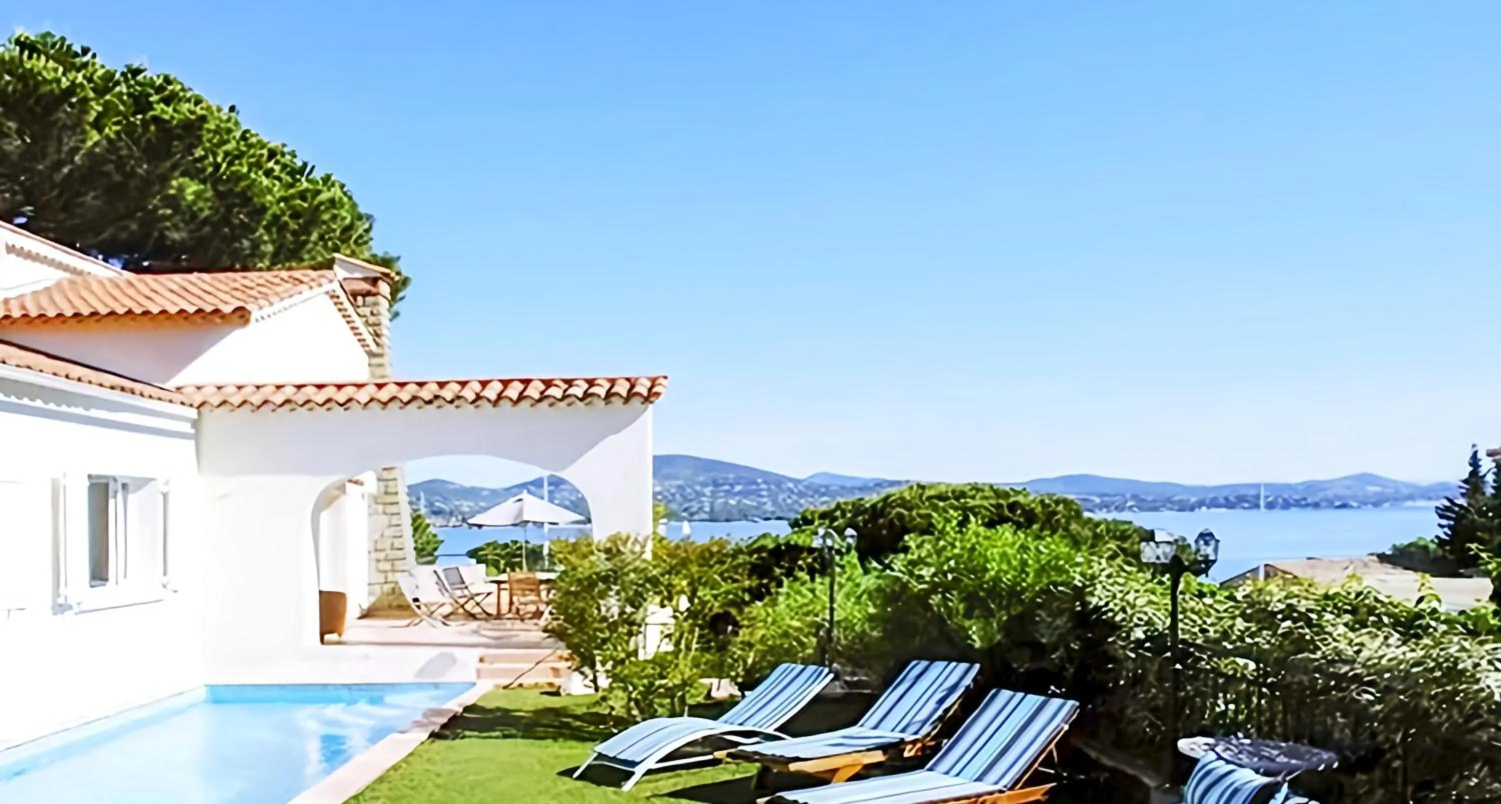 Property building in Hôtel Villa Maya - Golfe de Saint-Tropez
