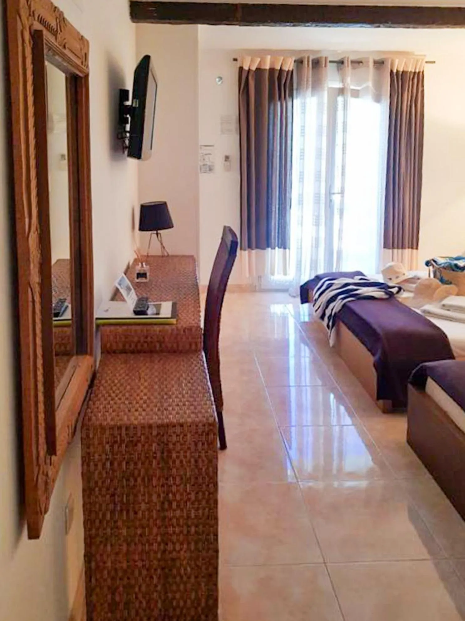 Bed in Hôtel Villa Maya - Golfe de Saint-Tropez