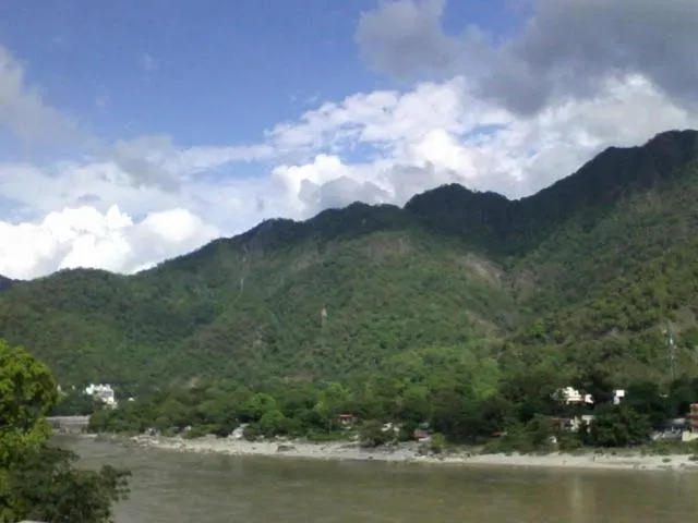 Sanidhya Inn