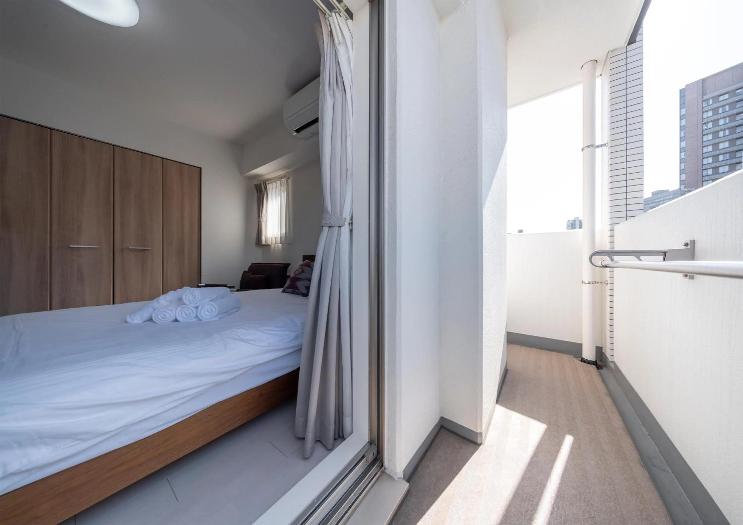 Bed in Meet Me Umeda Nishi