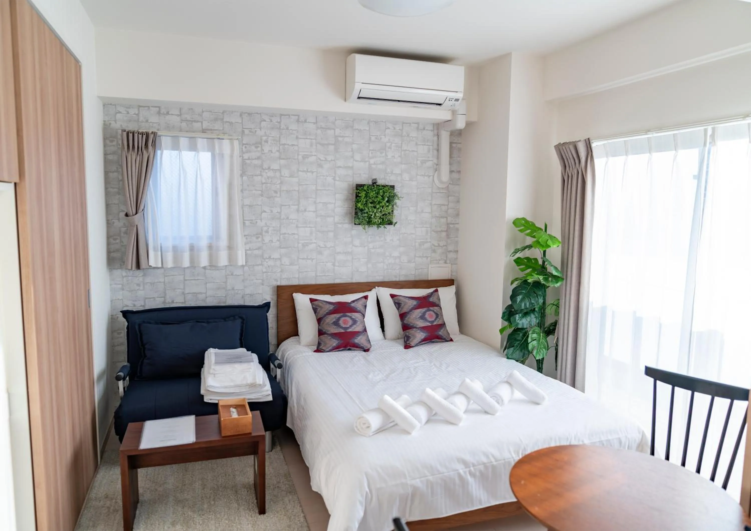 Bed in Meet Me Umeda Nishi