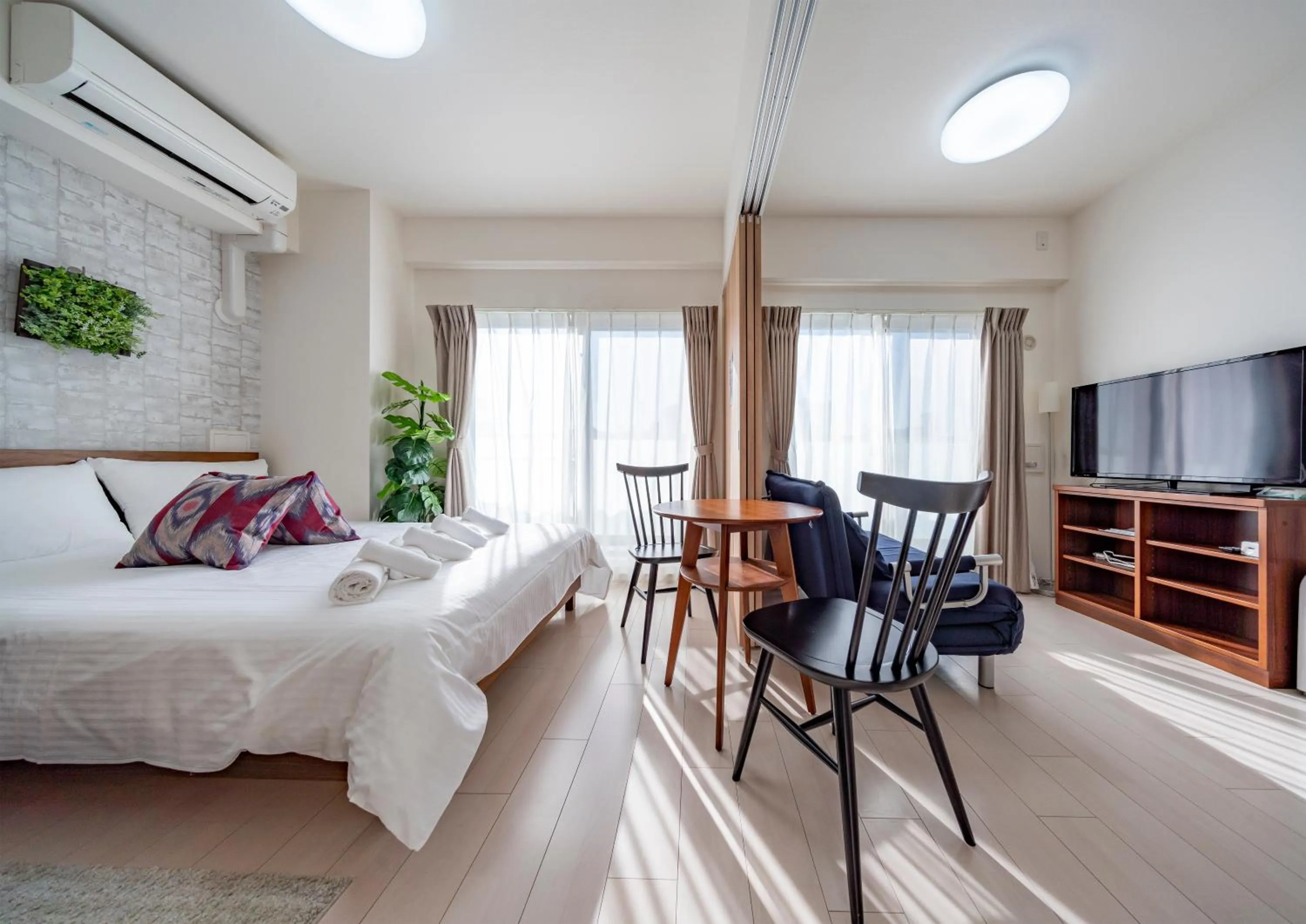 Bed in Meet Me Umeda Nishi