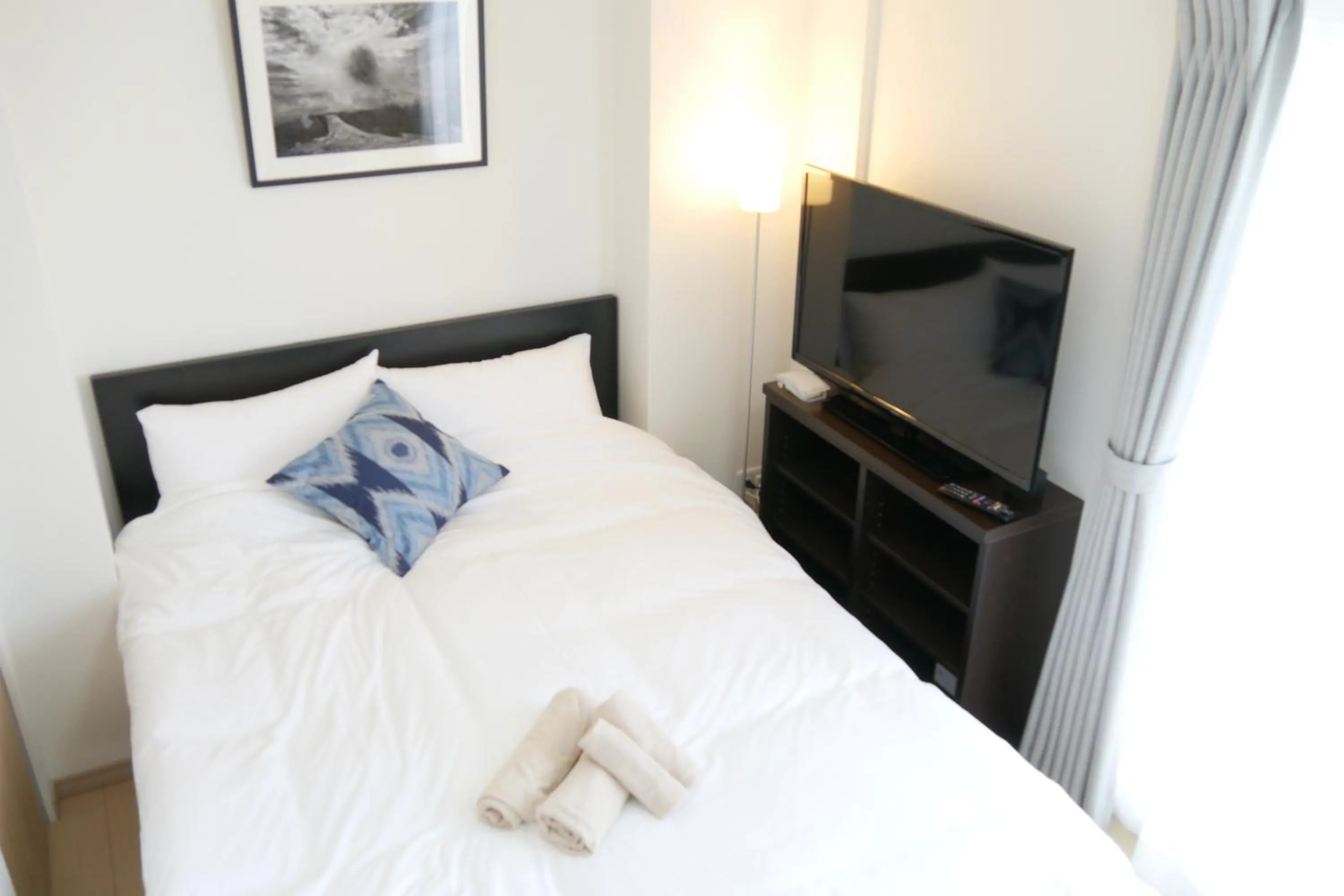 Bed in Meet Me Umeda Nishi