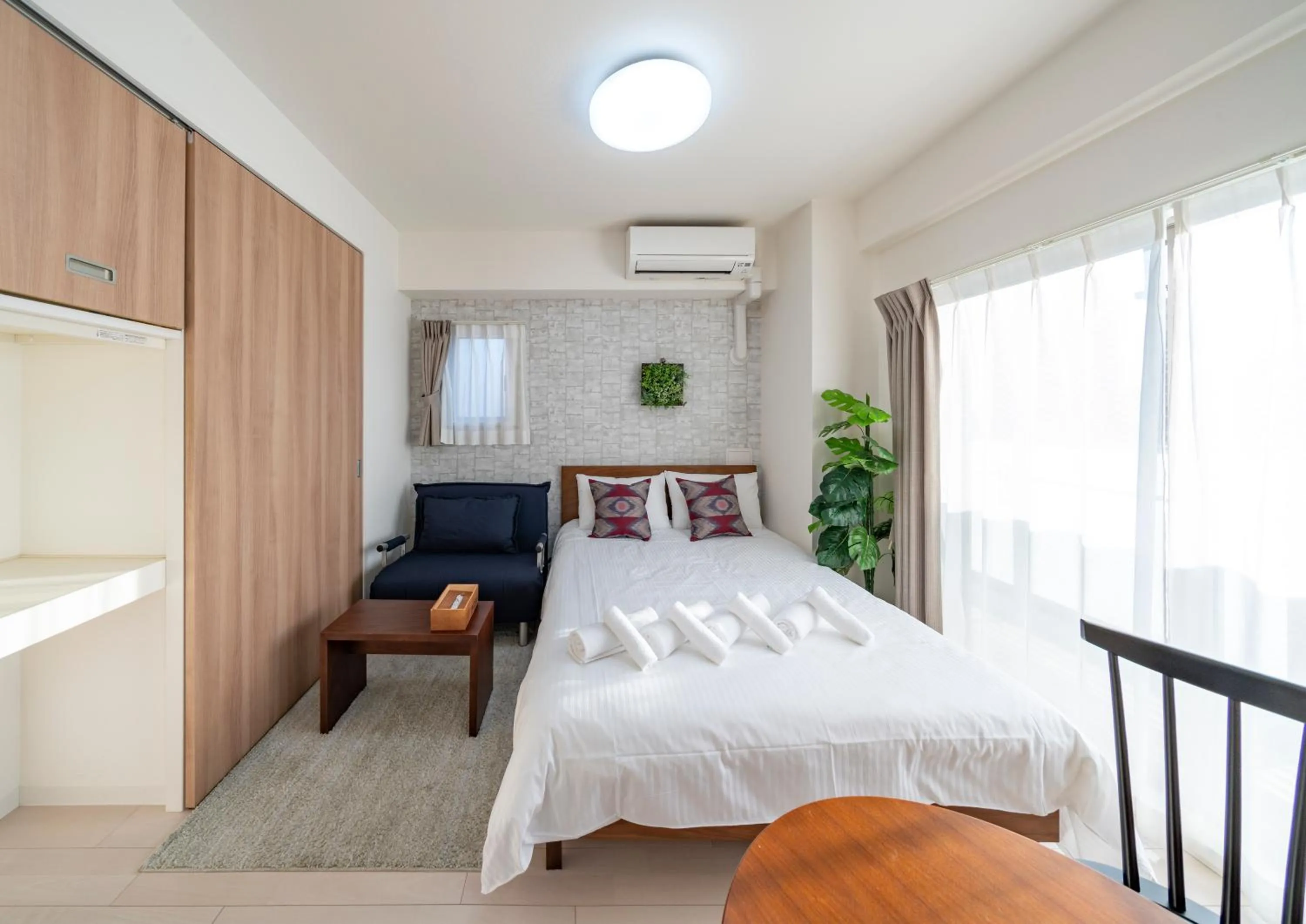 Bed in Meet Me Umeda Nishi