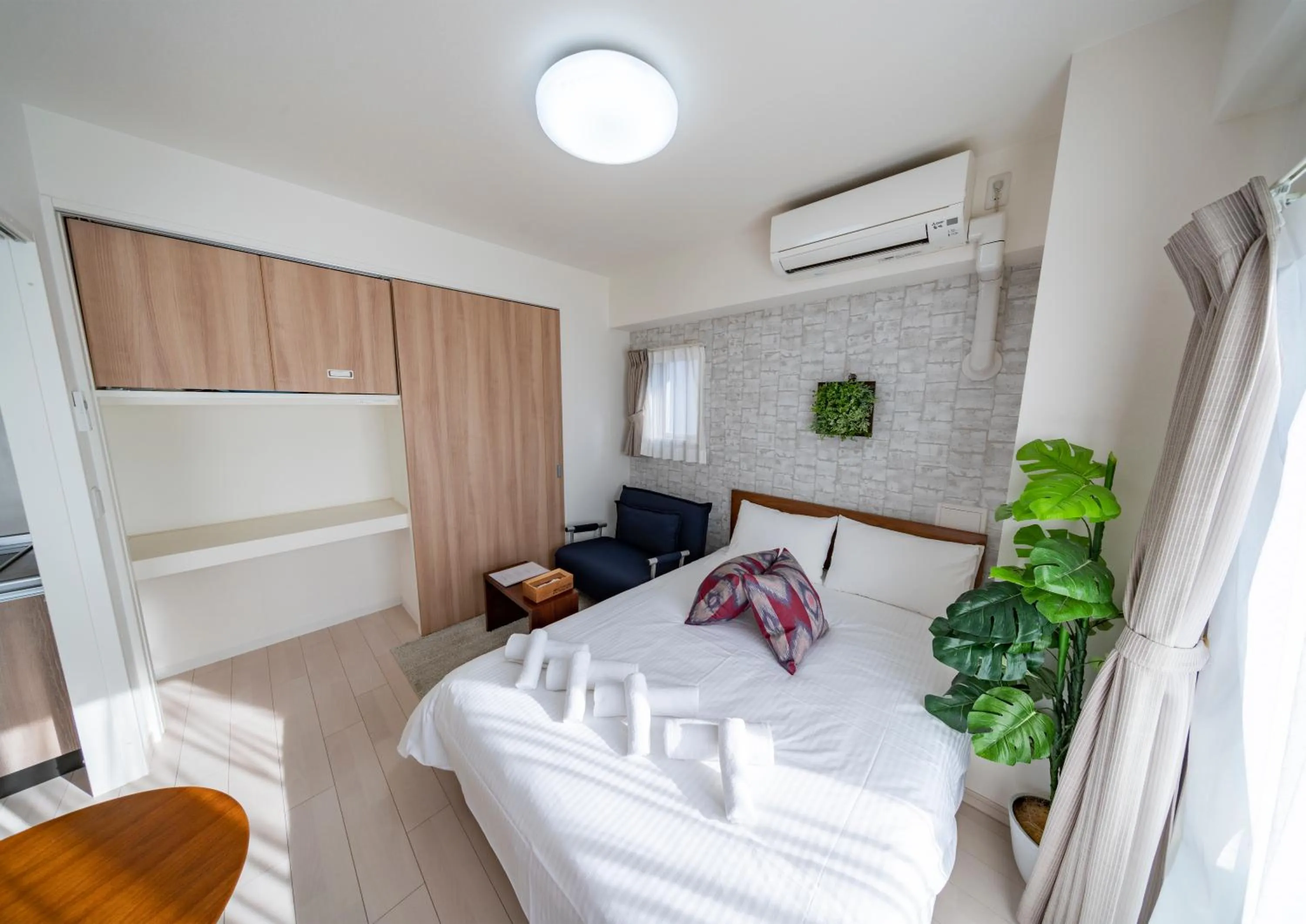 Bed in Meet Me Umeda Nishi