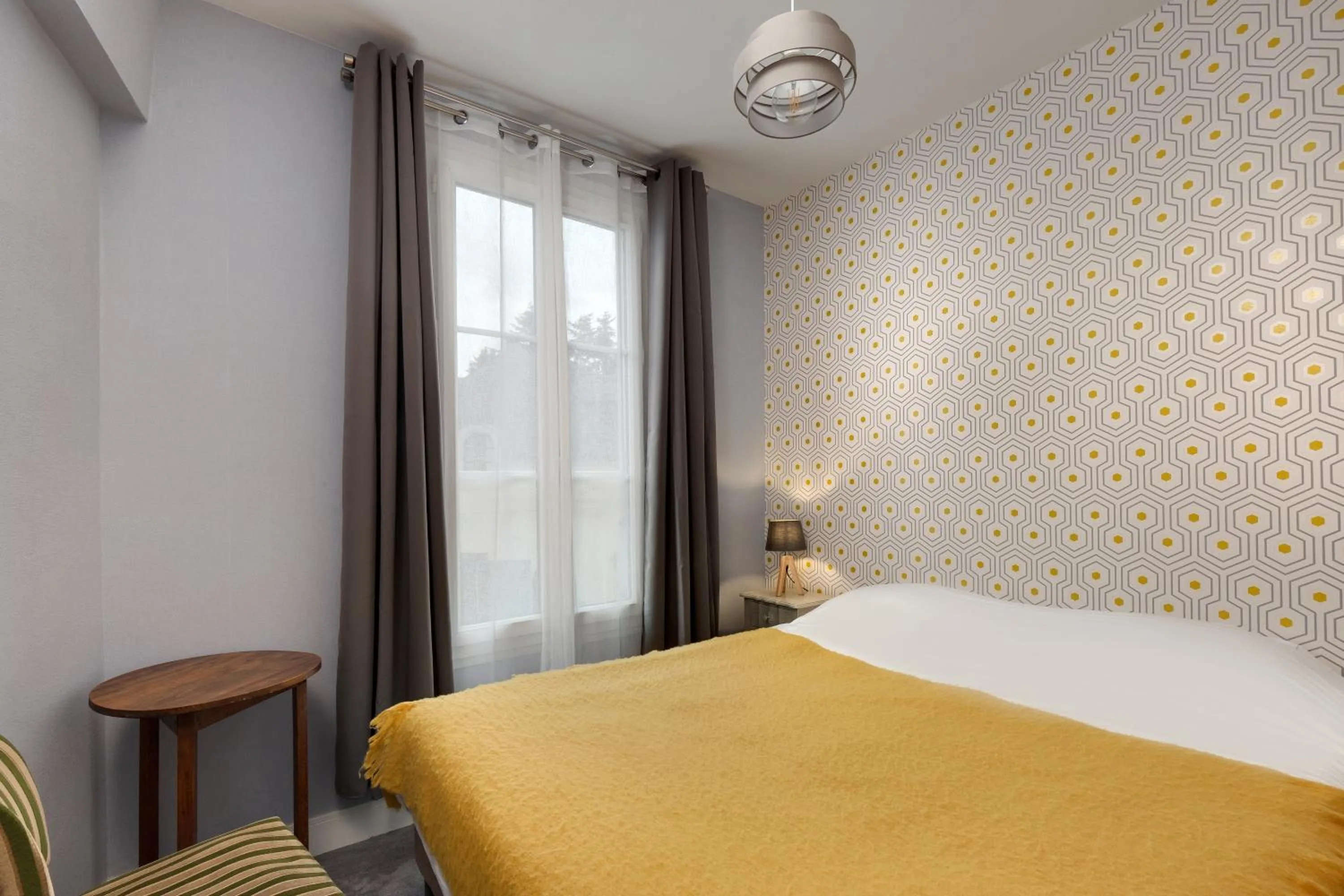 Photo of the whole room, Bed in Hotel La Roseraie