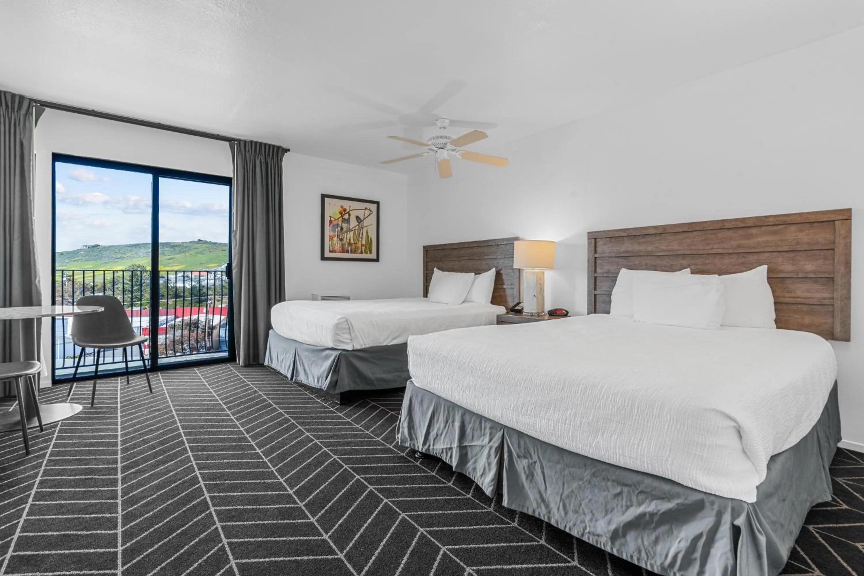 Bedroom, Bed in Masterpiece Hotel