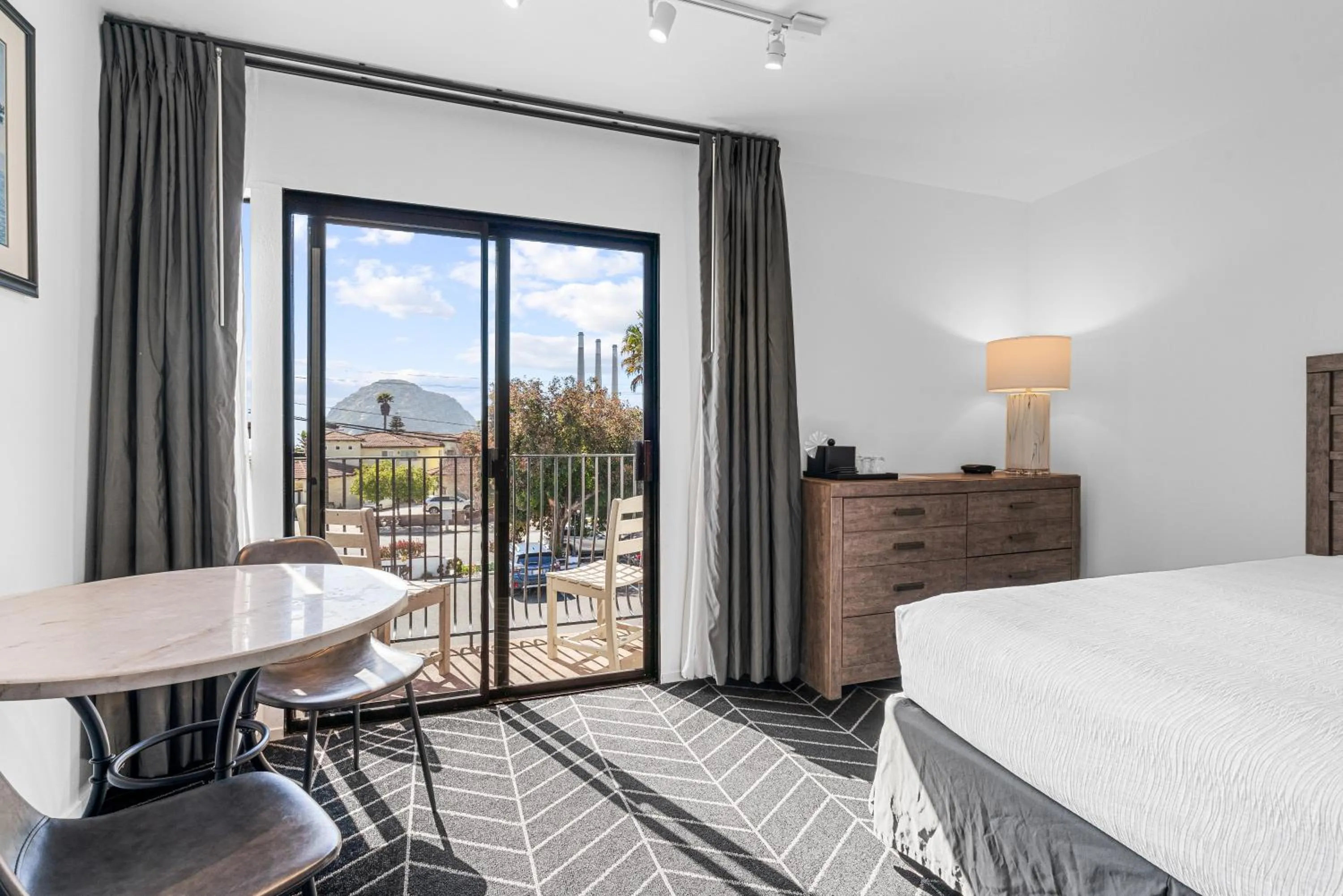 Bedroom, Bed in Masterpiece Hotel