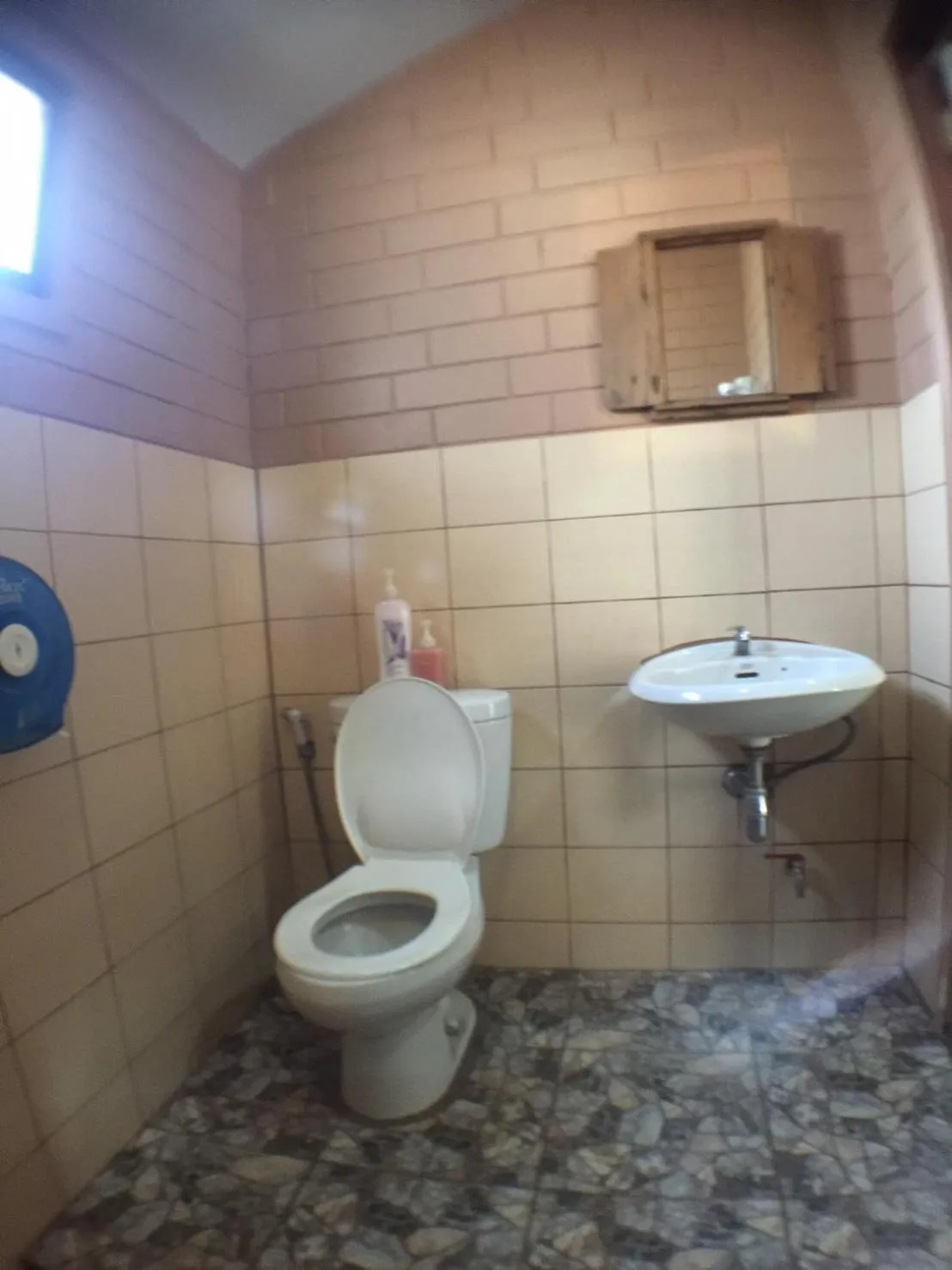 Bathroom in GongKaew HuenKum Hotel