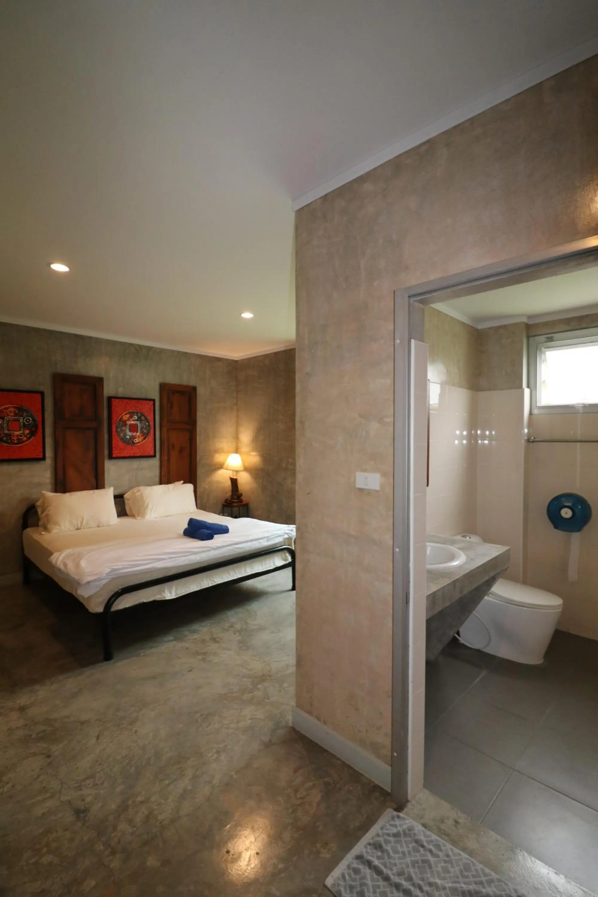 Bathroom in GongKaew HuenKum Hotel