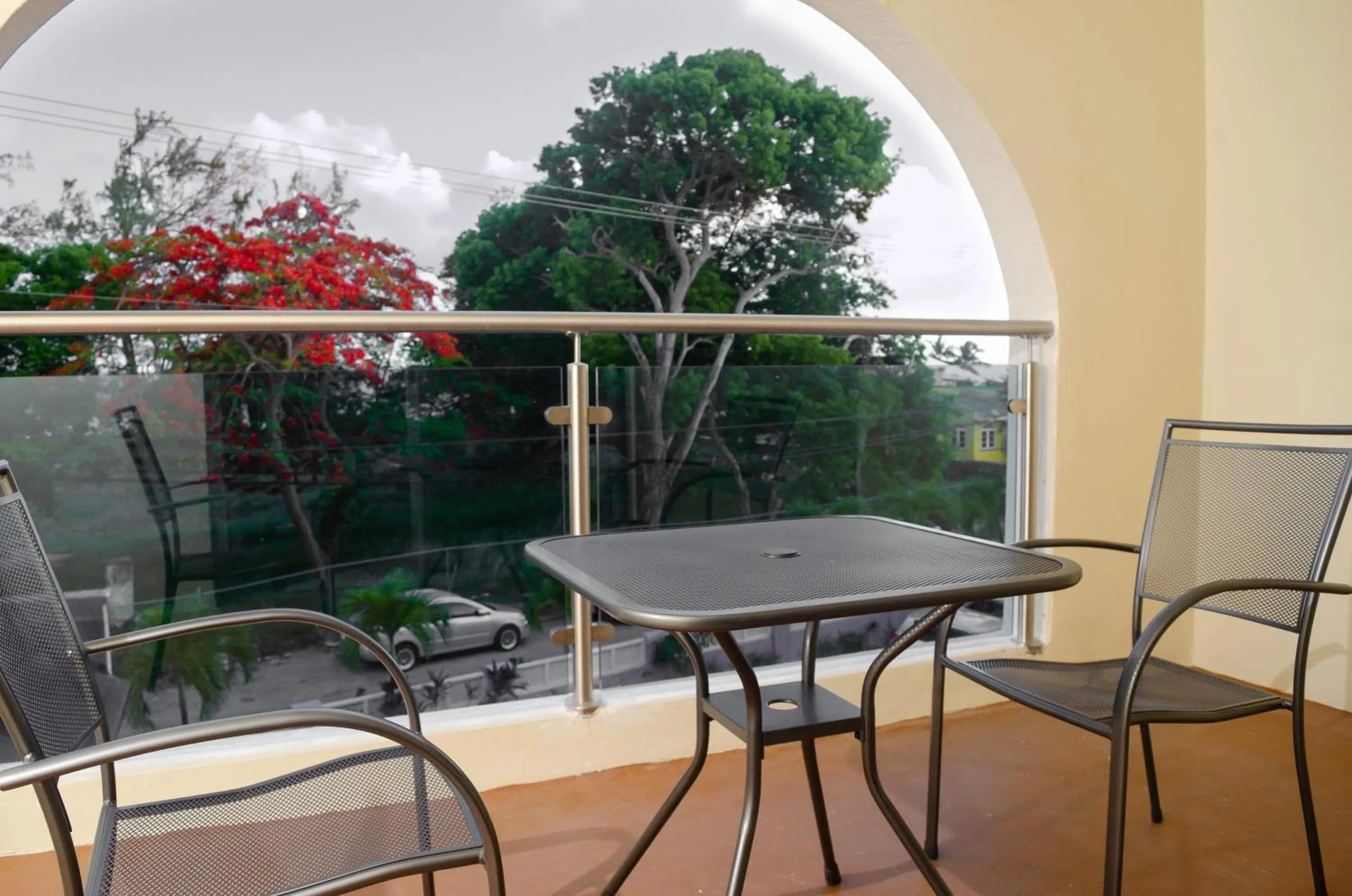 Patio in Sunbay Hotel